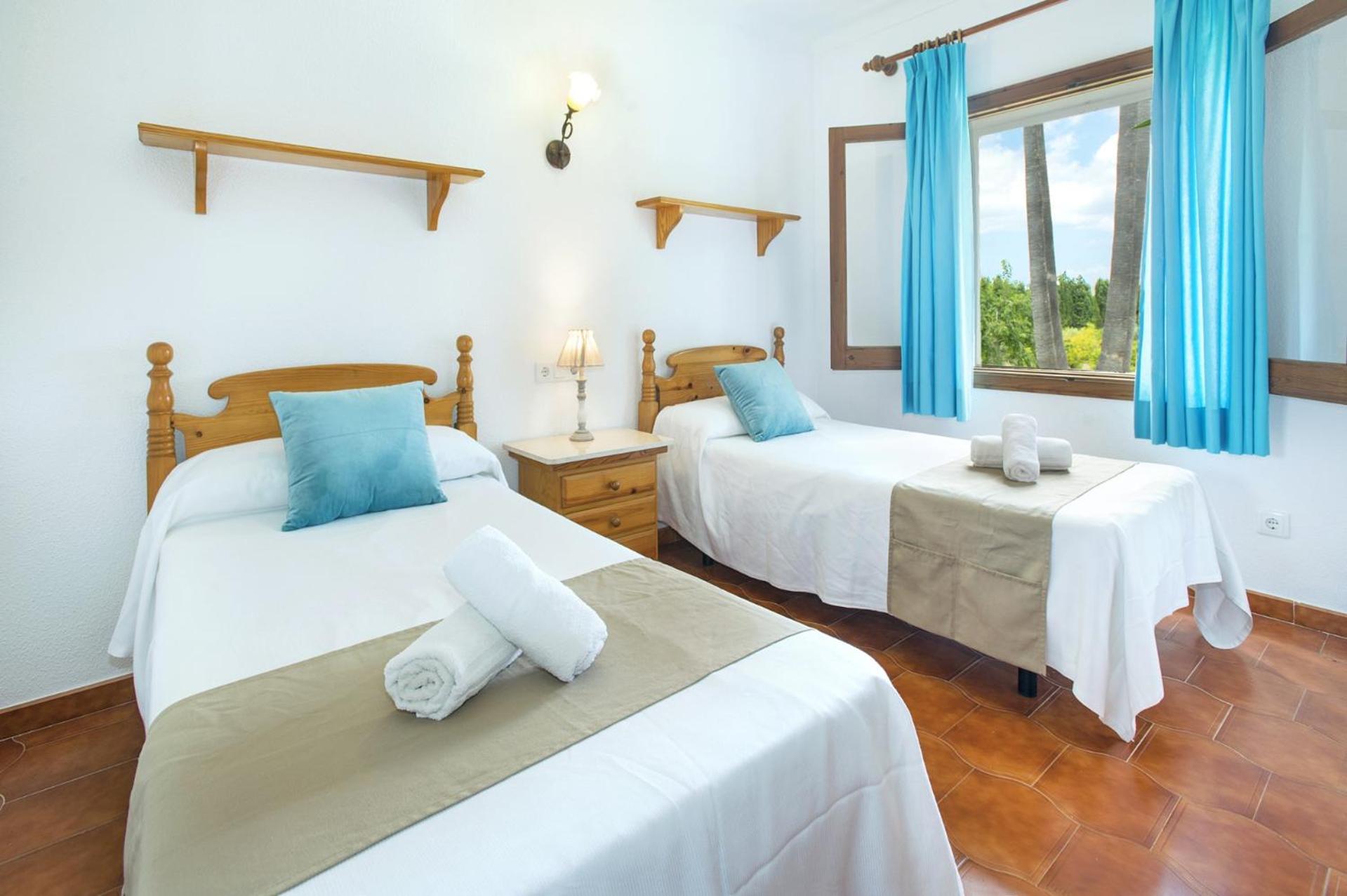 Villa Conxa Bisanyes by Villa Plus