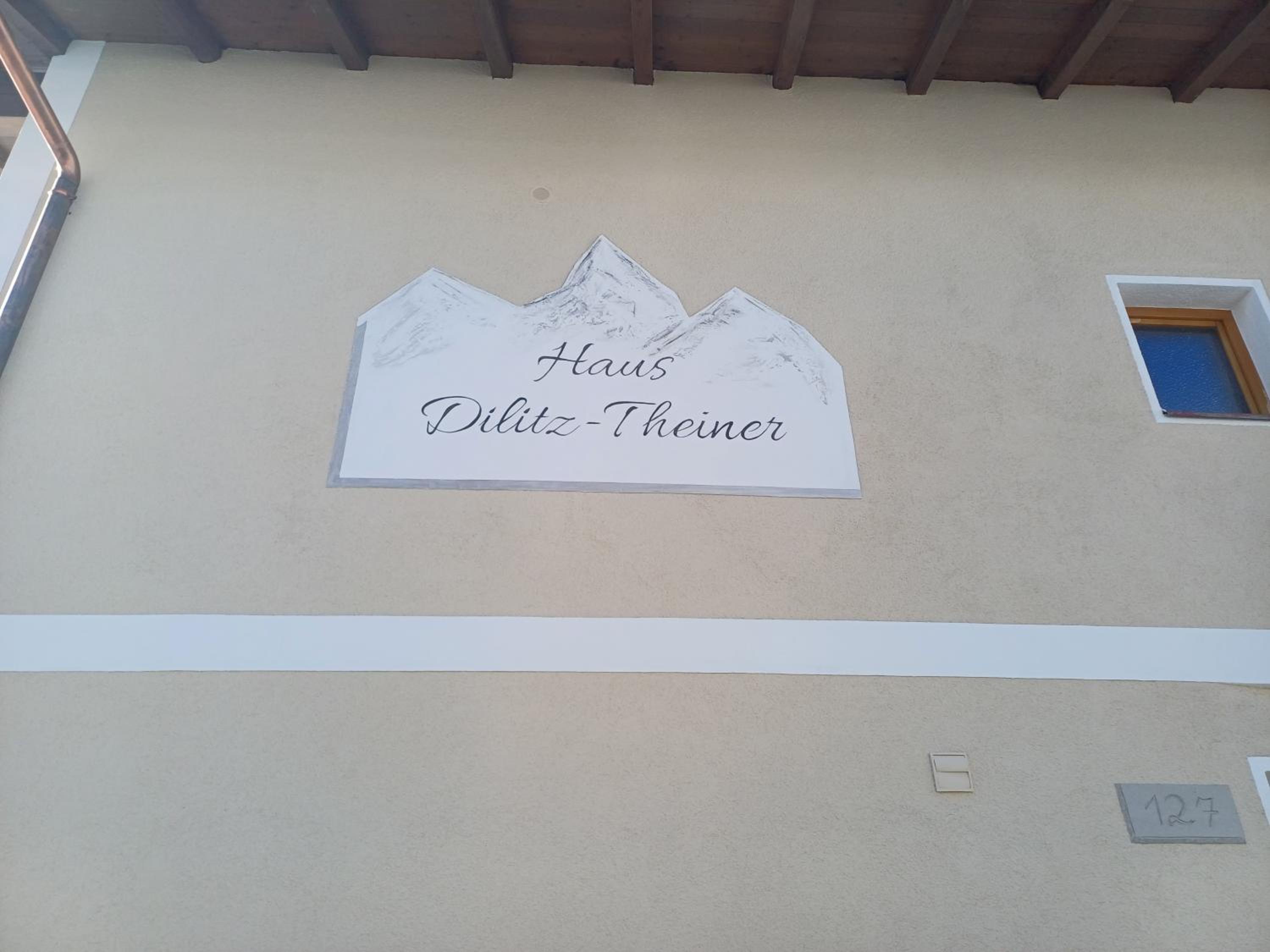 Haus Dilitz-Theiner - Bachblüte