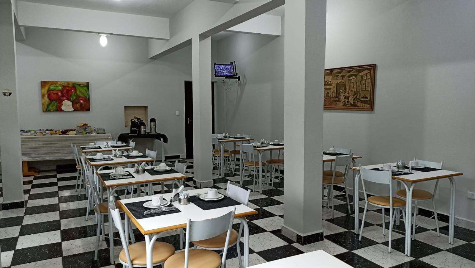 Victoria Hotel - Campanha - MG