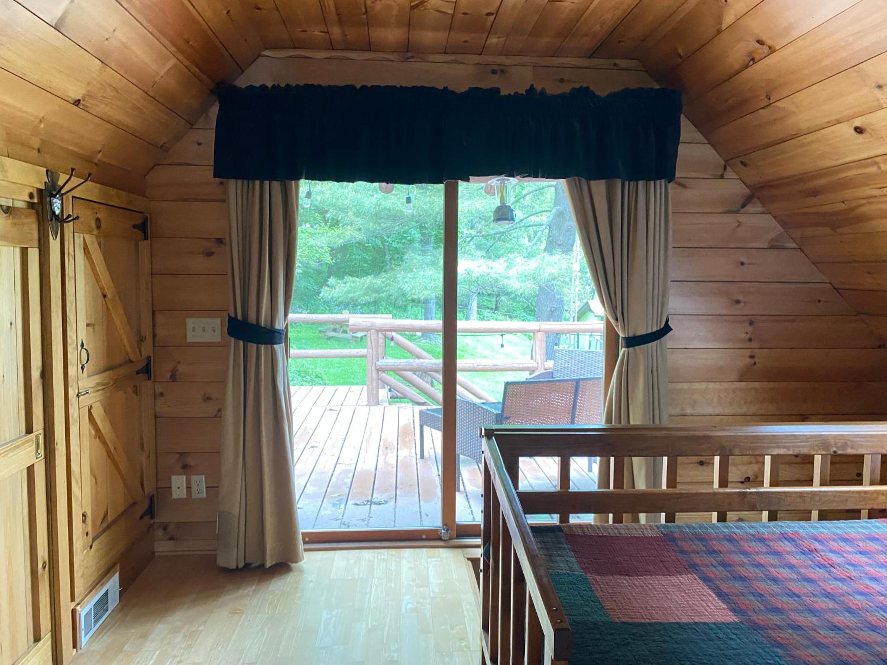 The Overlook at Lake Koshkonong - Lake Home Log Cabin view 2