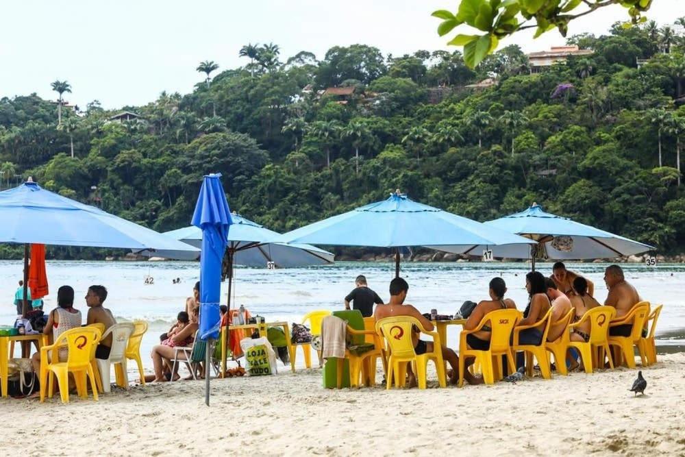 Chalé pé na areia em Ubatuba