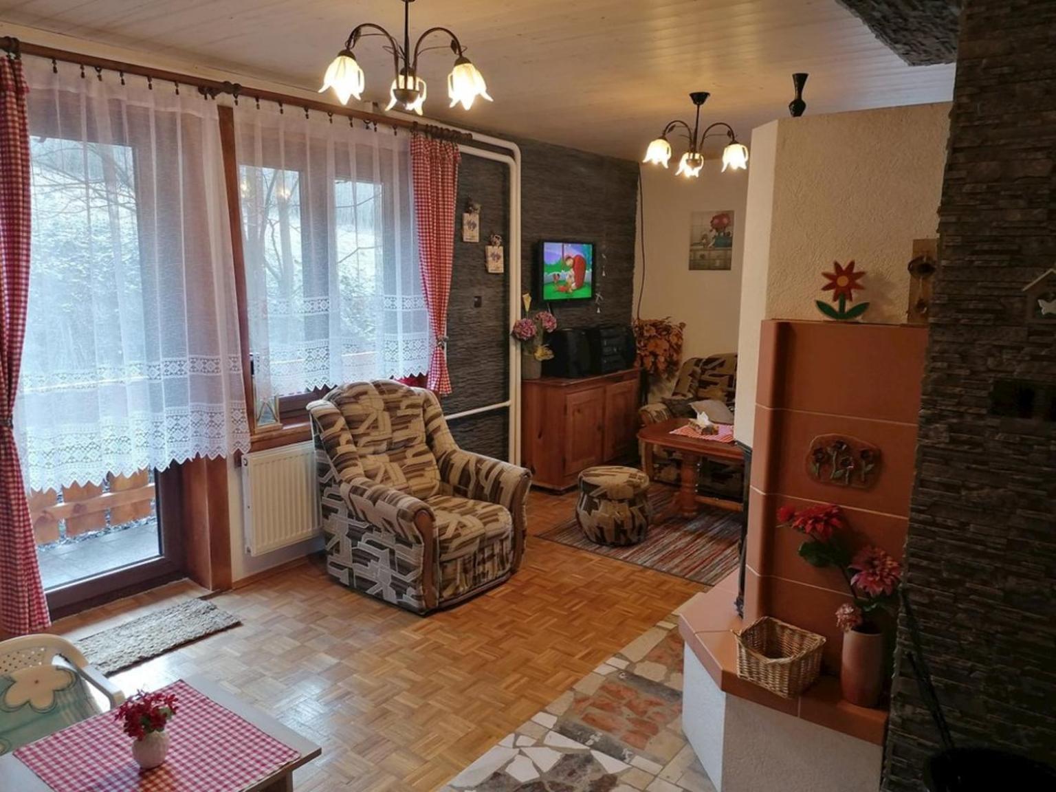 Chata na Čertove view 3