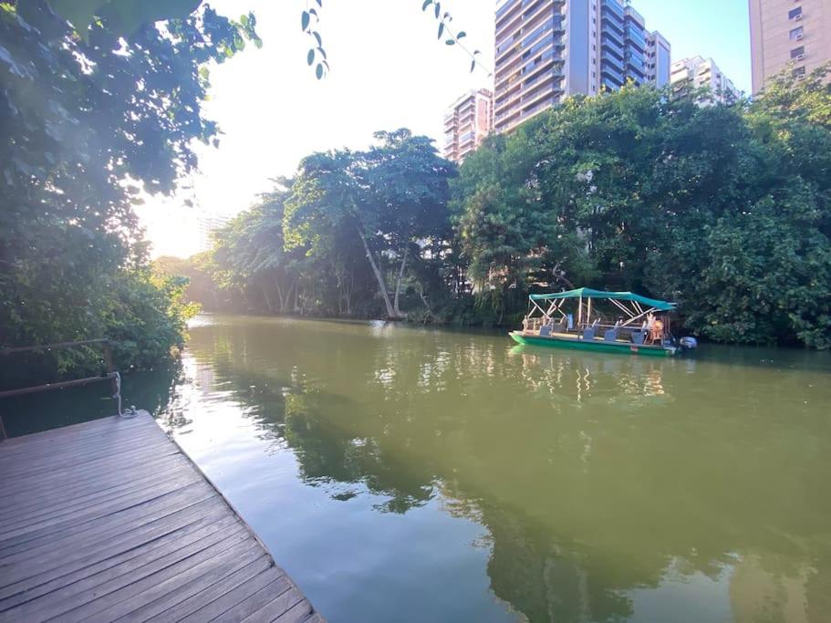 Melhor apto na praia da barra da tijuca no RJ