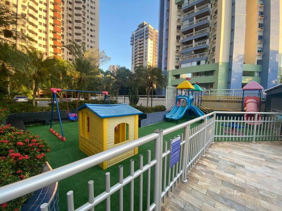 Melhor apto na praia da barra da tijuca no RJ