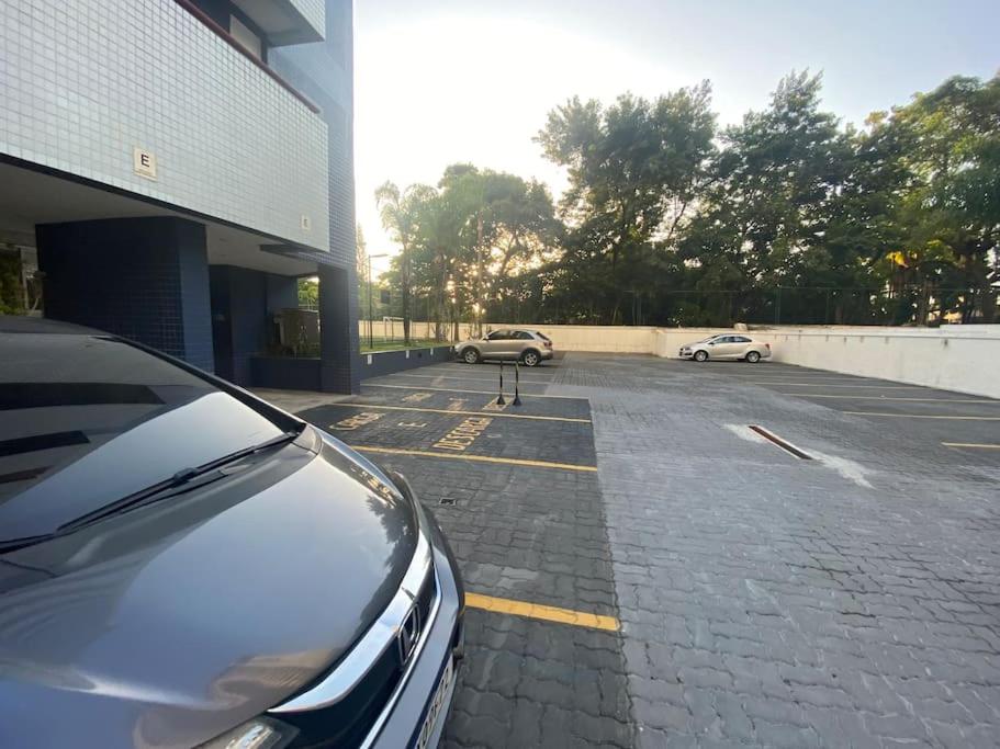 Melhor apto na praia da barra da tijuca no RJ