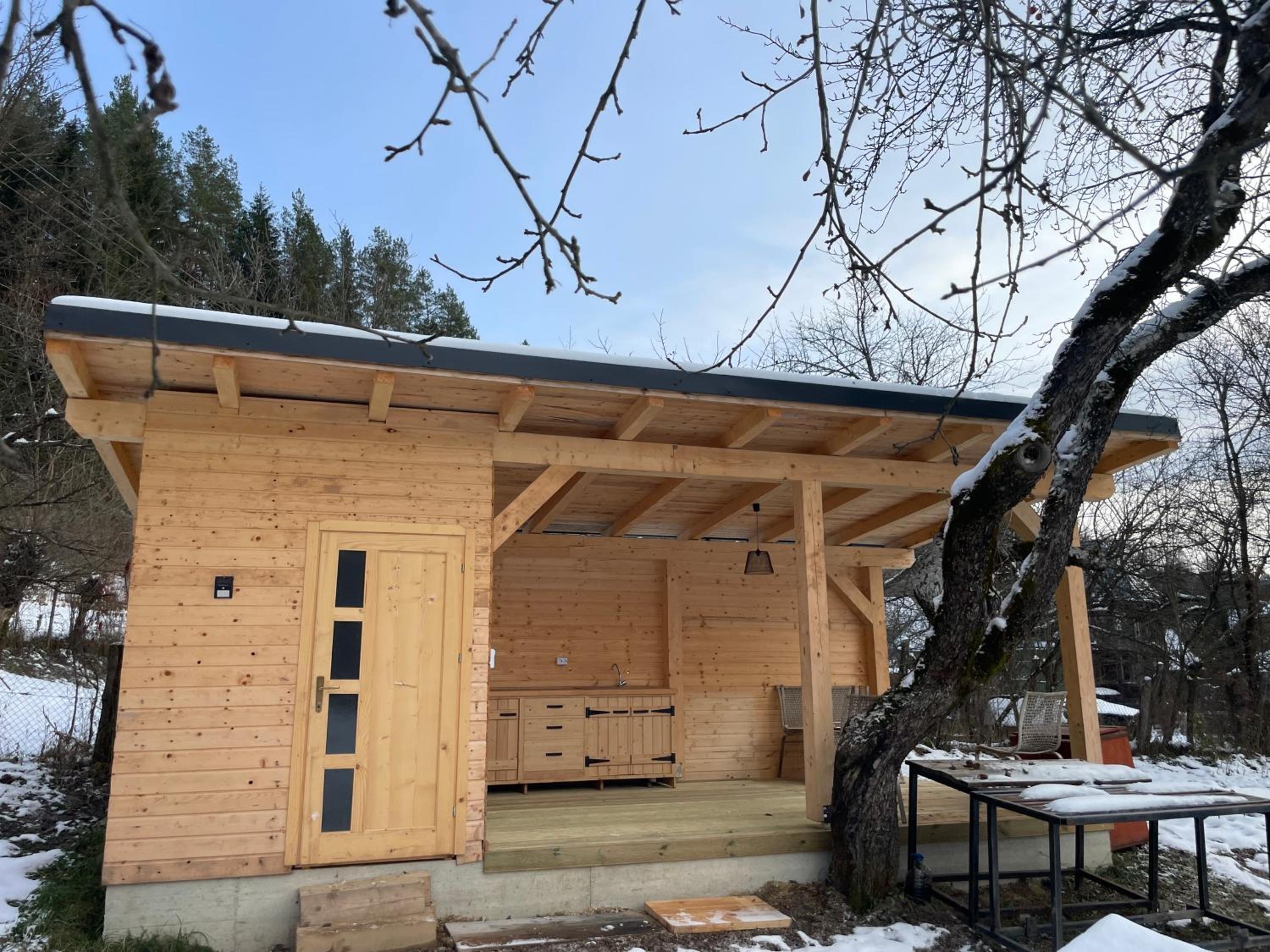 Biutiful Bungalow