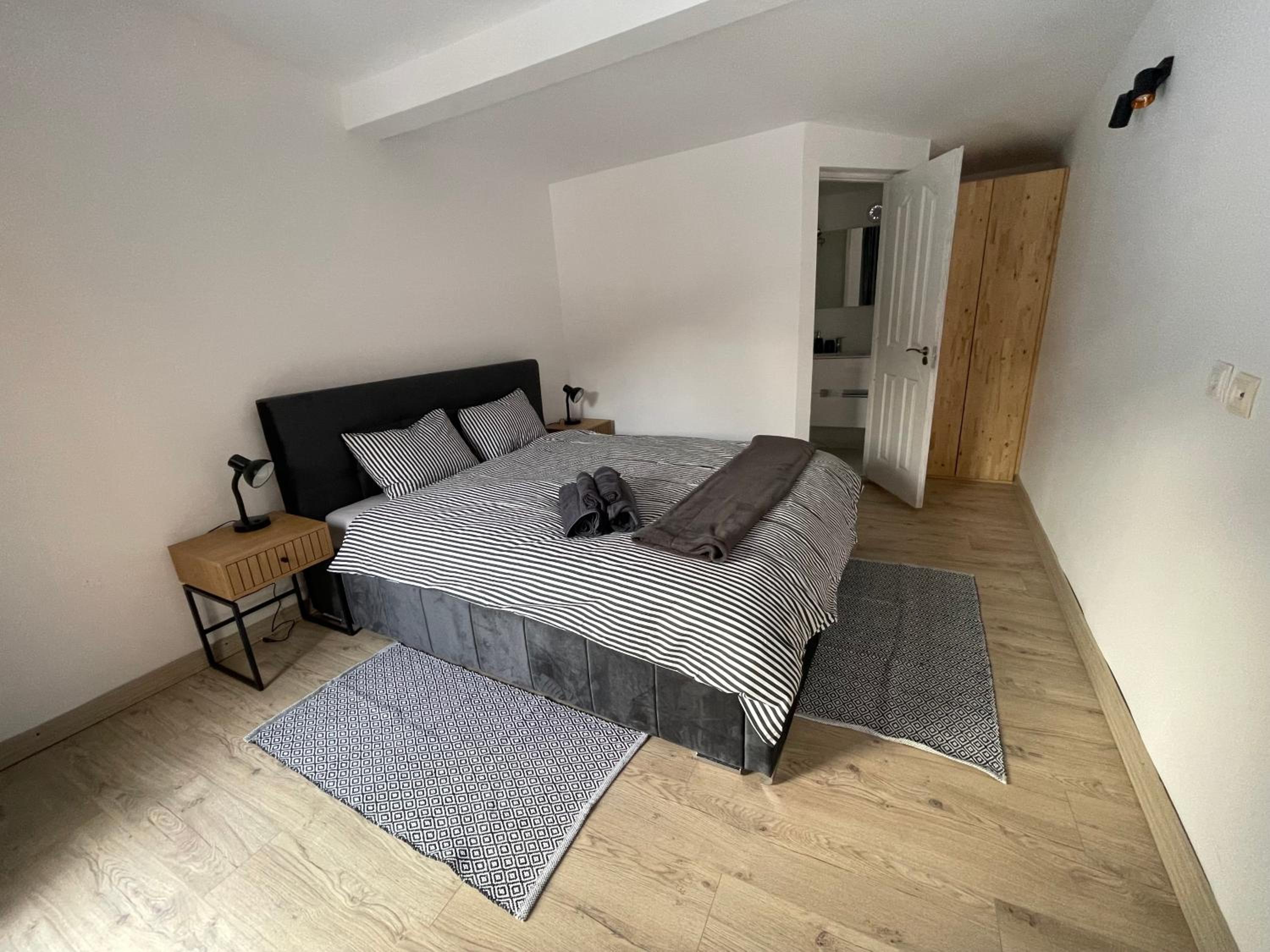 Biutiful Bungalow
