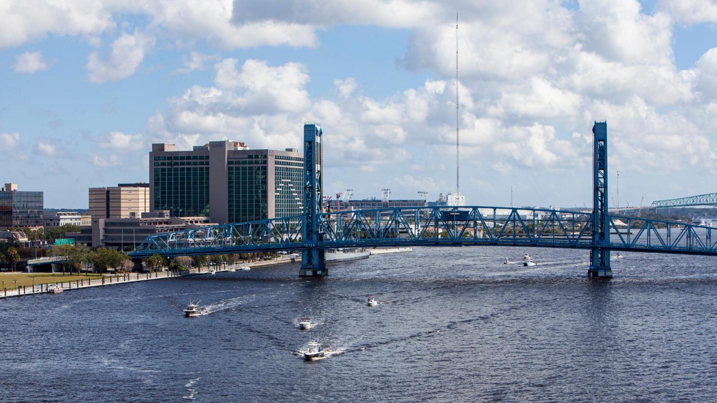 Jacksonville Newly Renovated Stylish 3BR Downtown view 5