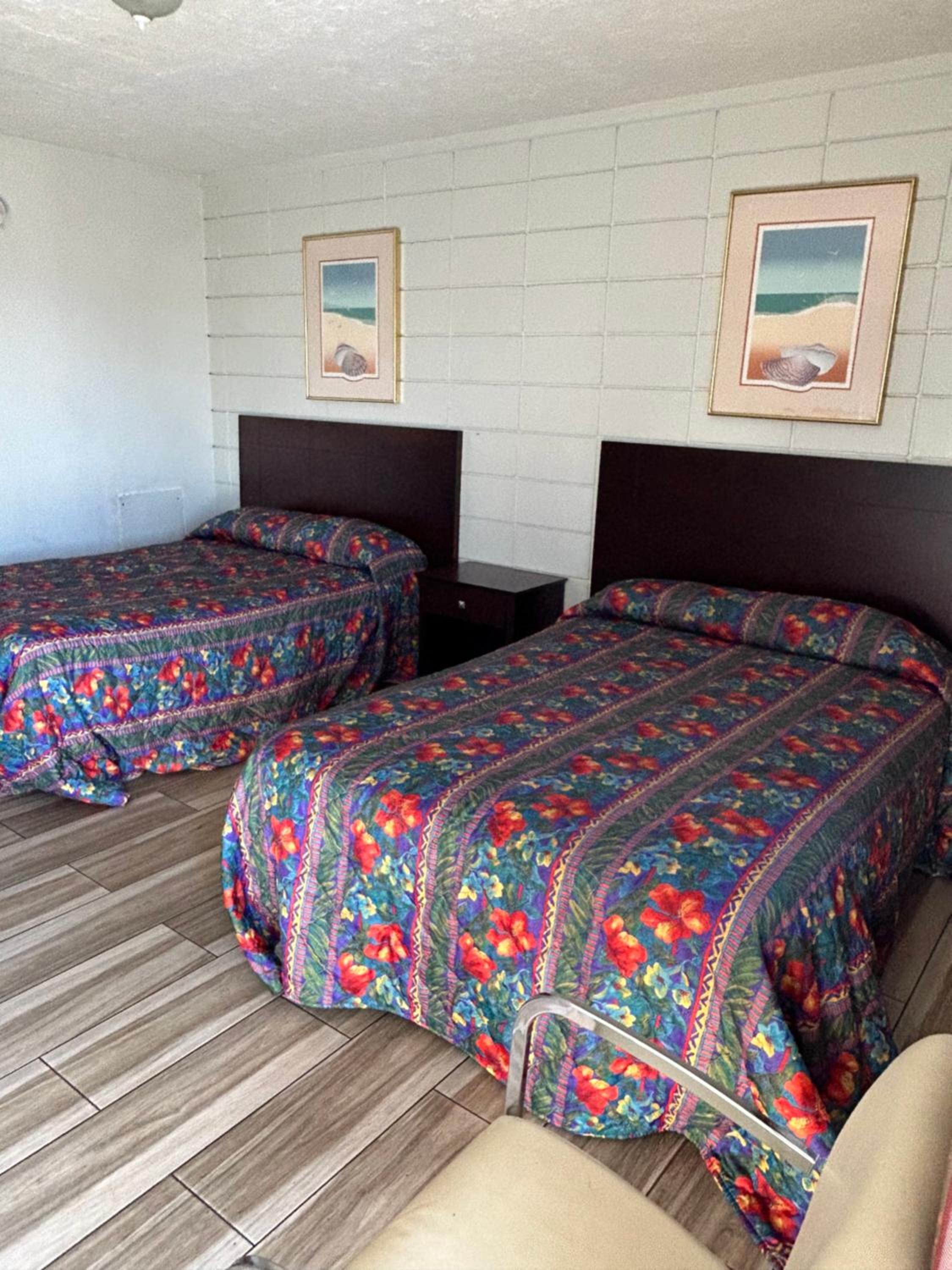 Candlelight Inn