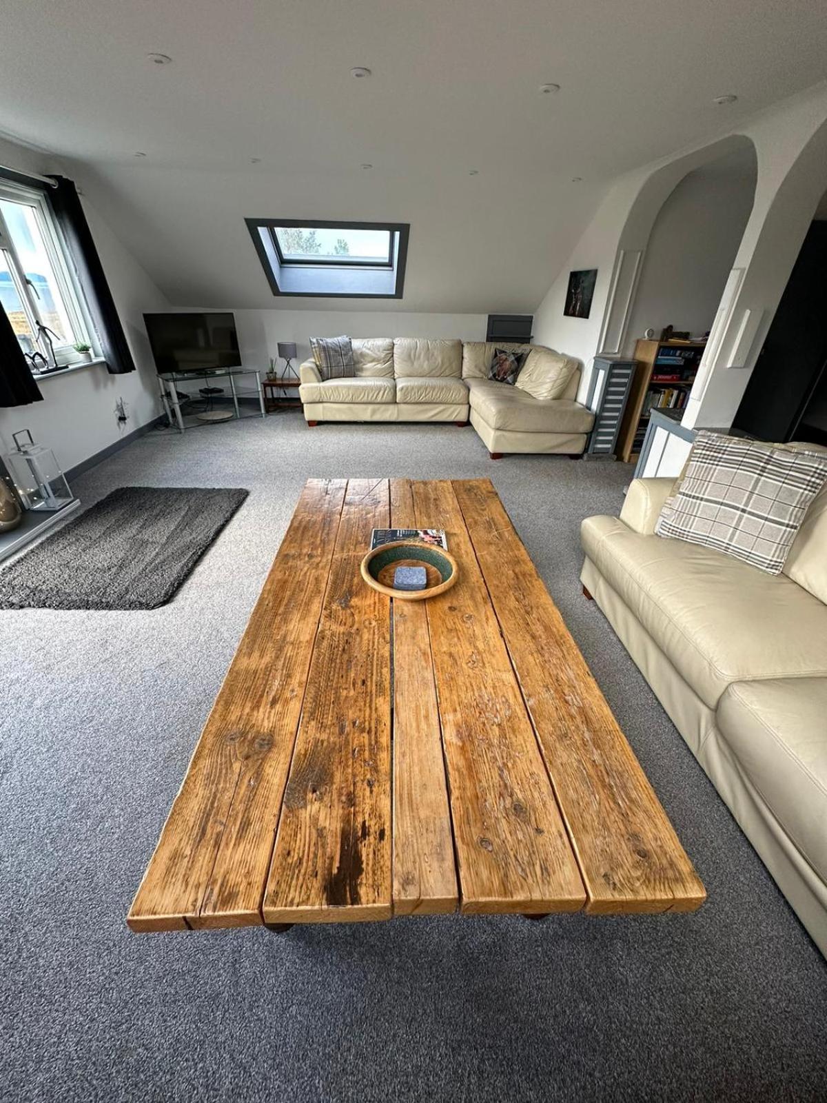 Self Catering Spacious open plan 3 bed apartment with sea views view 4