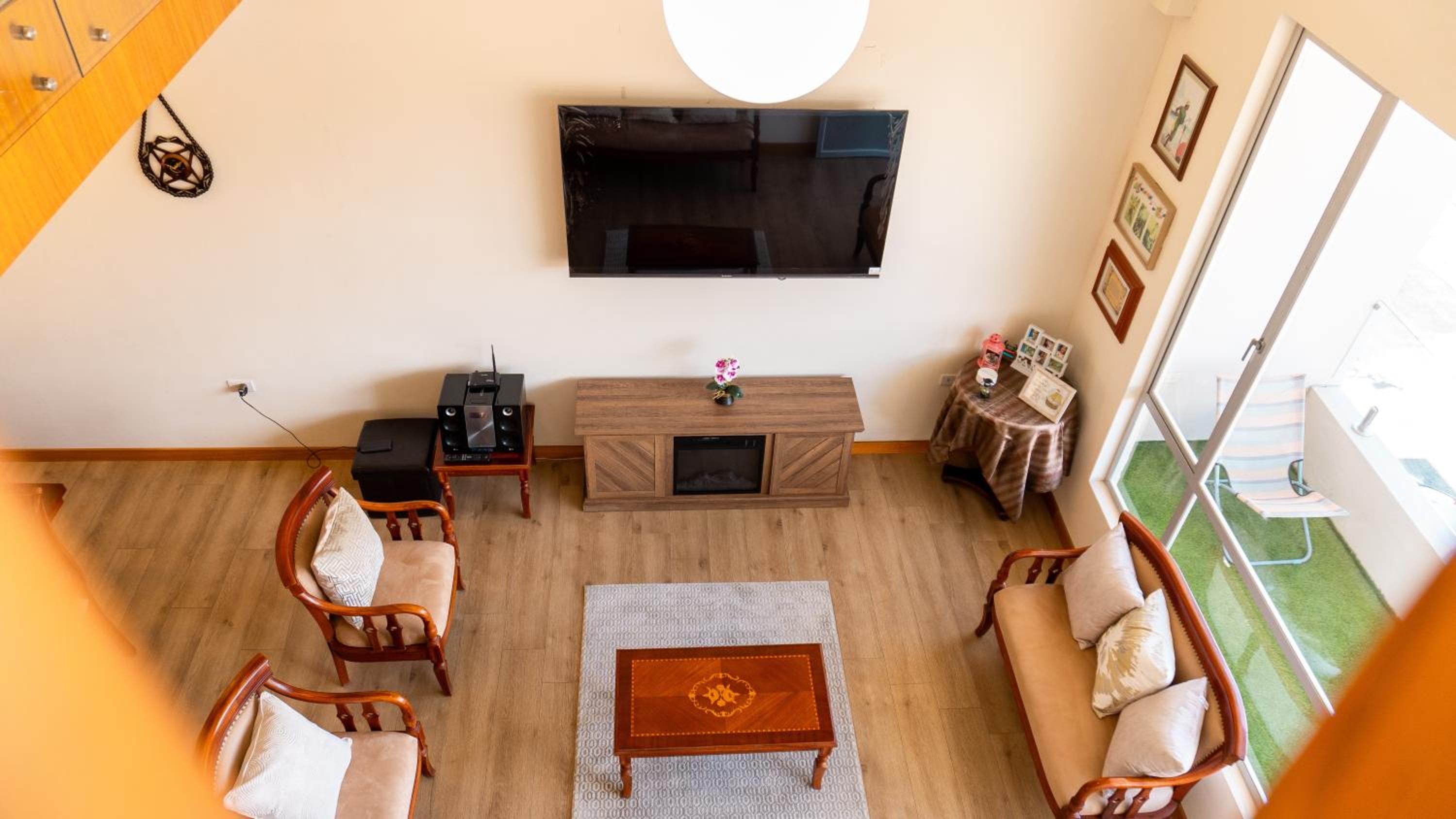 lounge