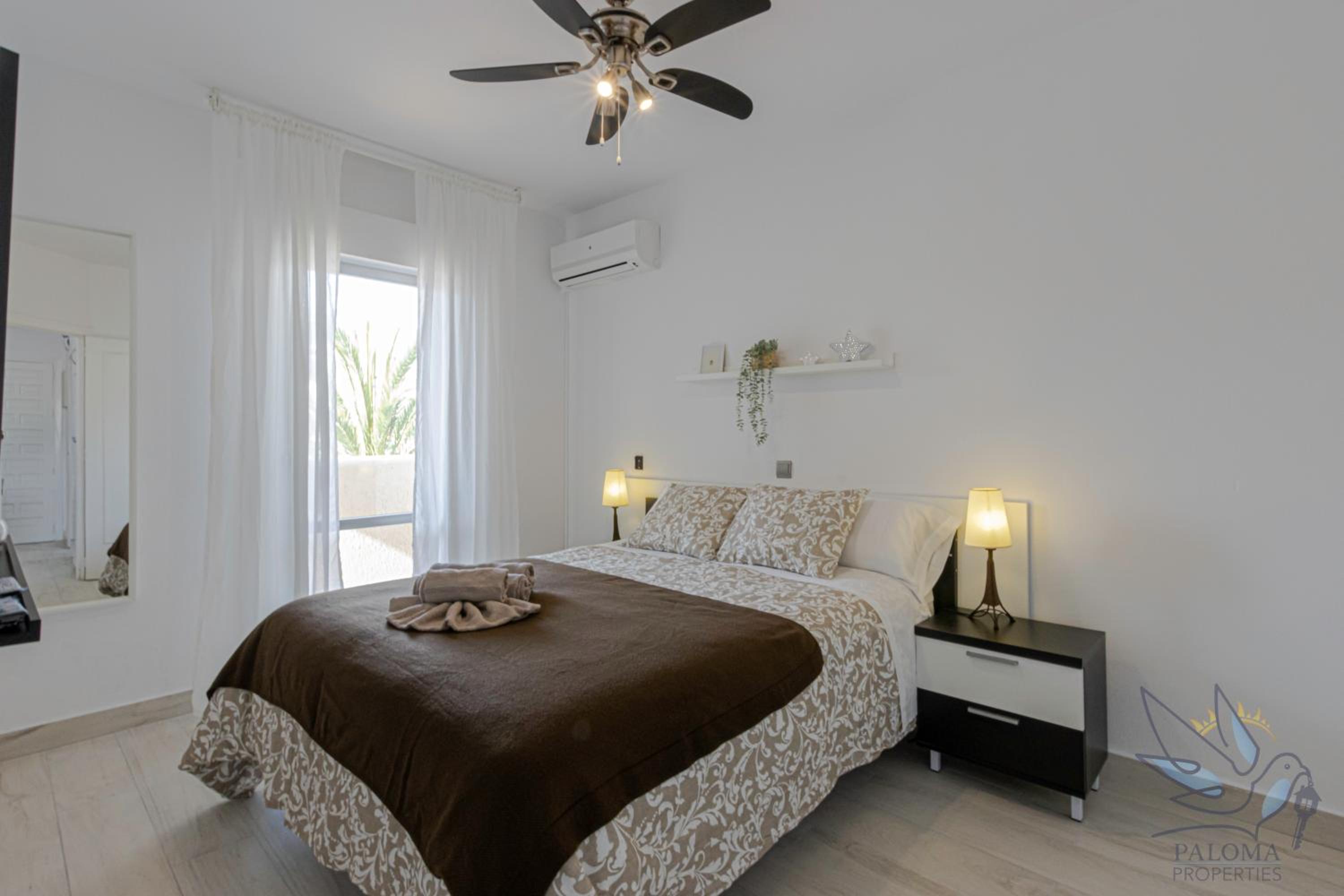 Sunny Apartment in Benal Beach with Sea Views photo 4