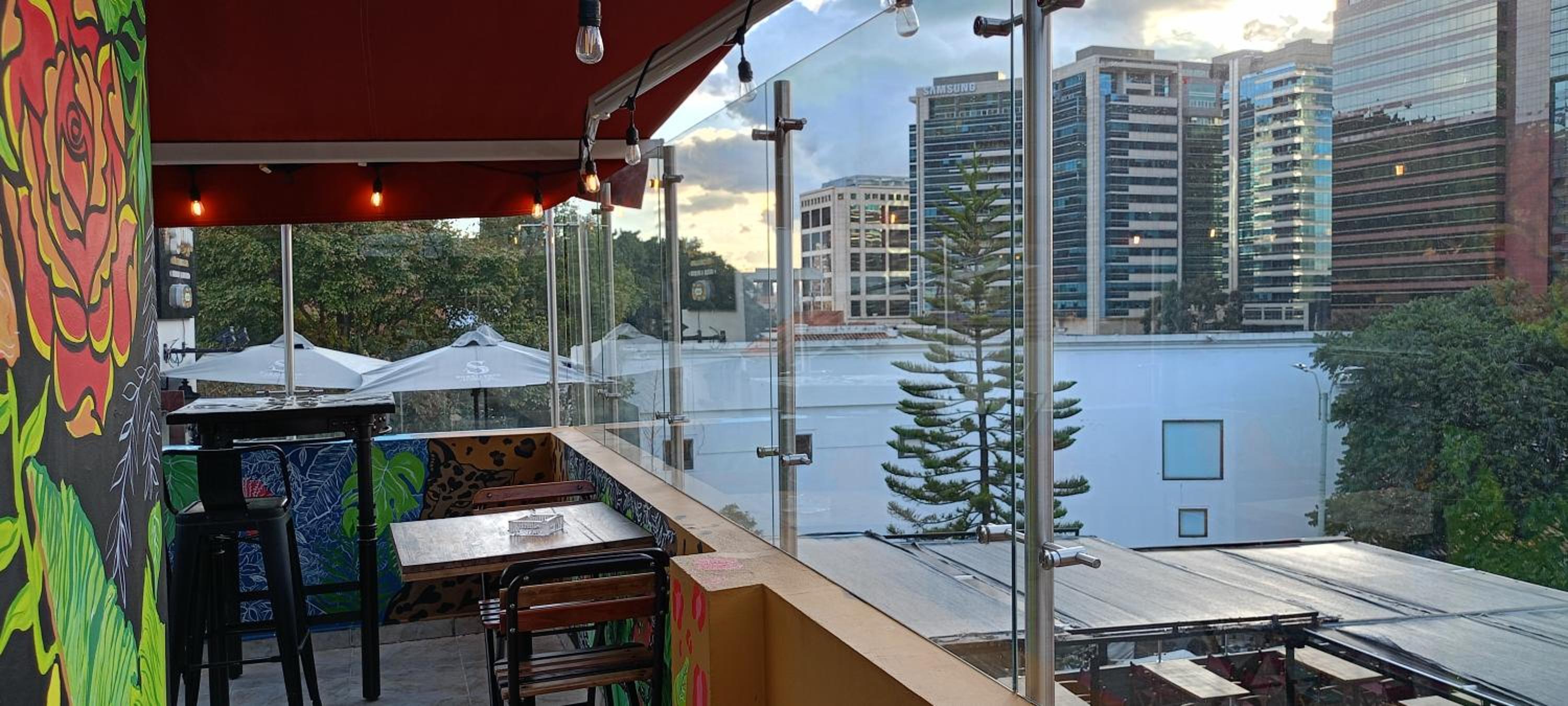 Usaquen Station Hostel - Property Image 78