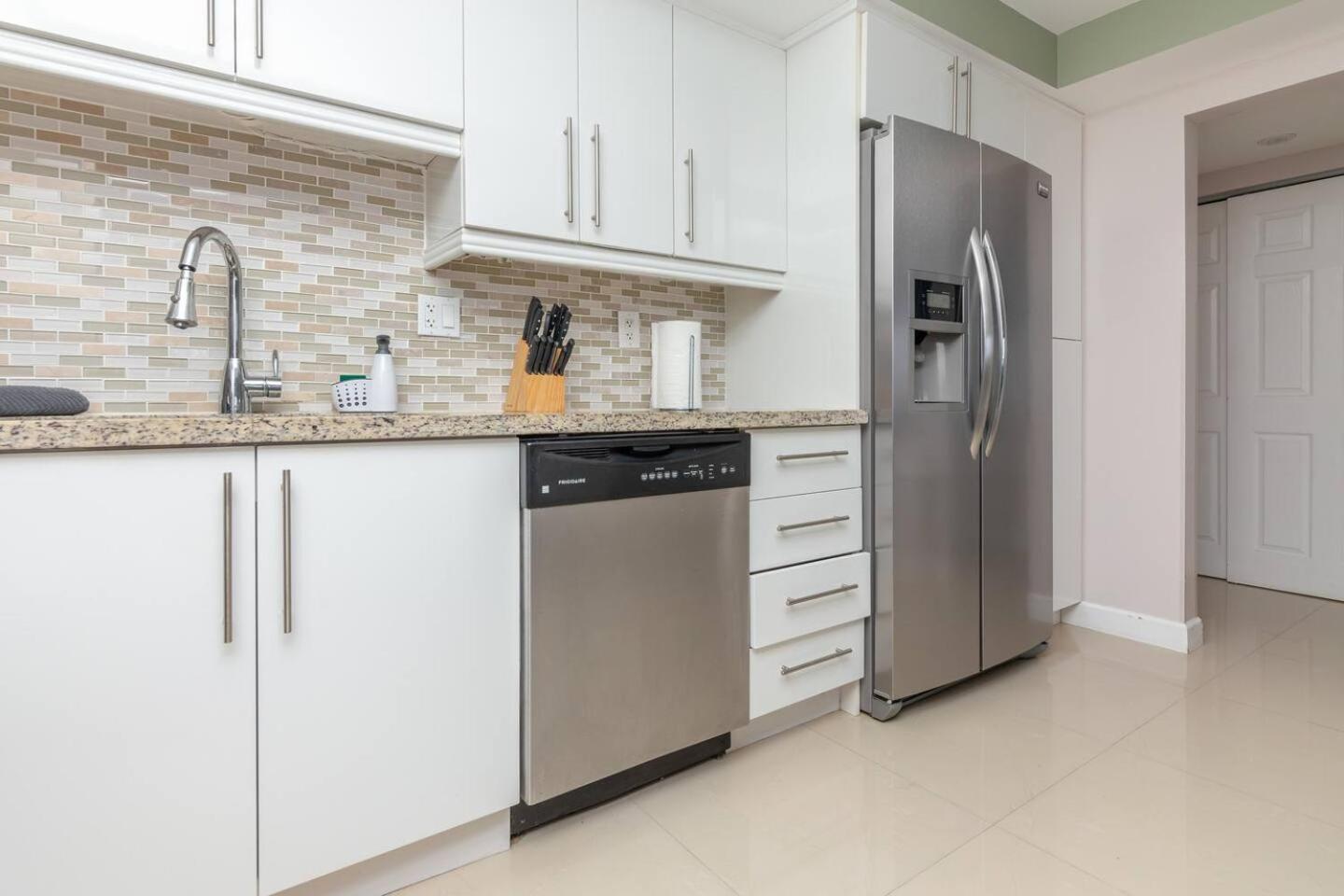 Poolside Oasis 2 Bedroom Apartment - Walking Distance to Beach view 2