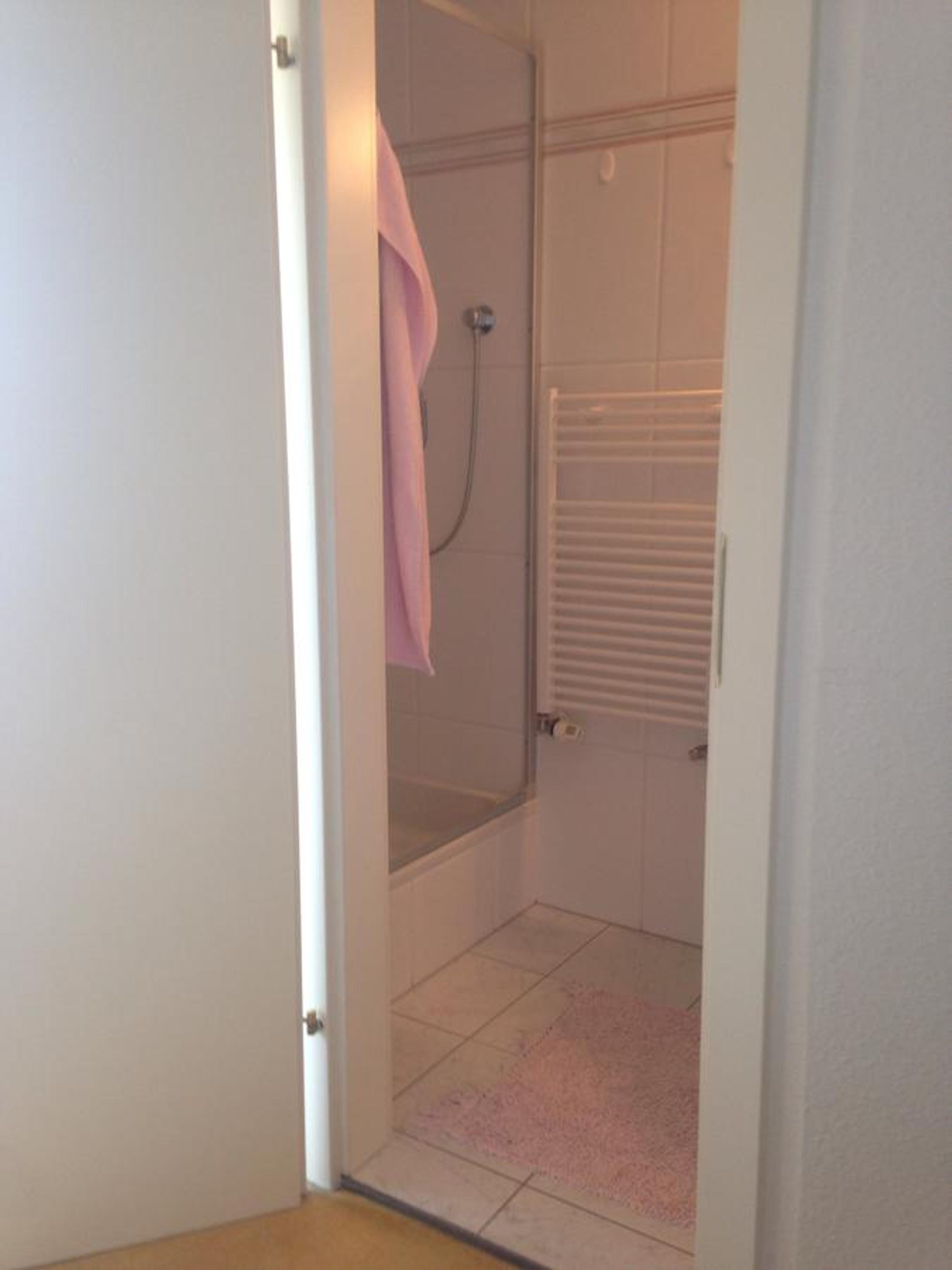 Photo 33