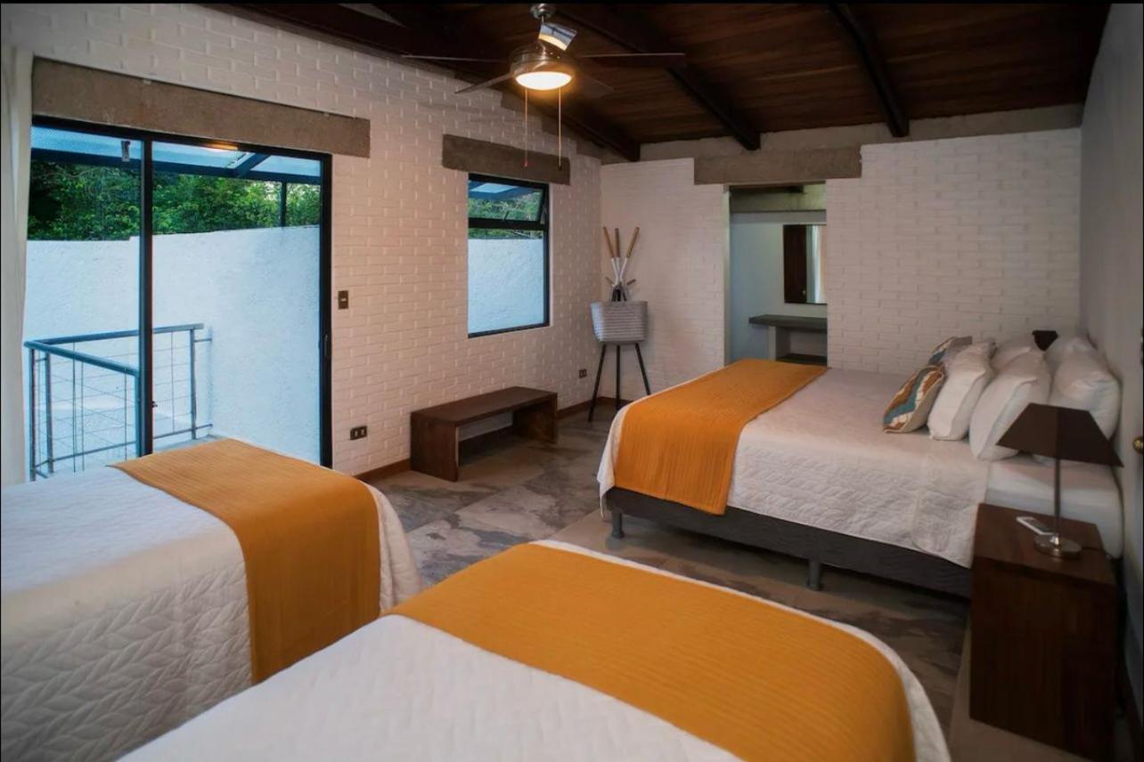 Casa Guarumo - An oasis in Playa Carrillo.