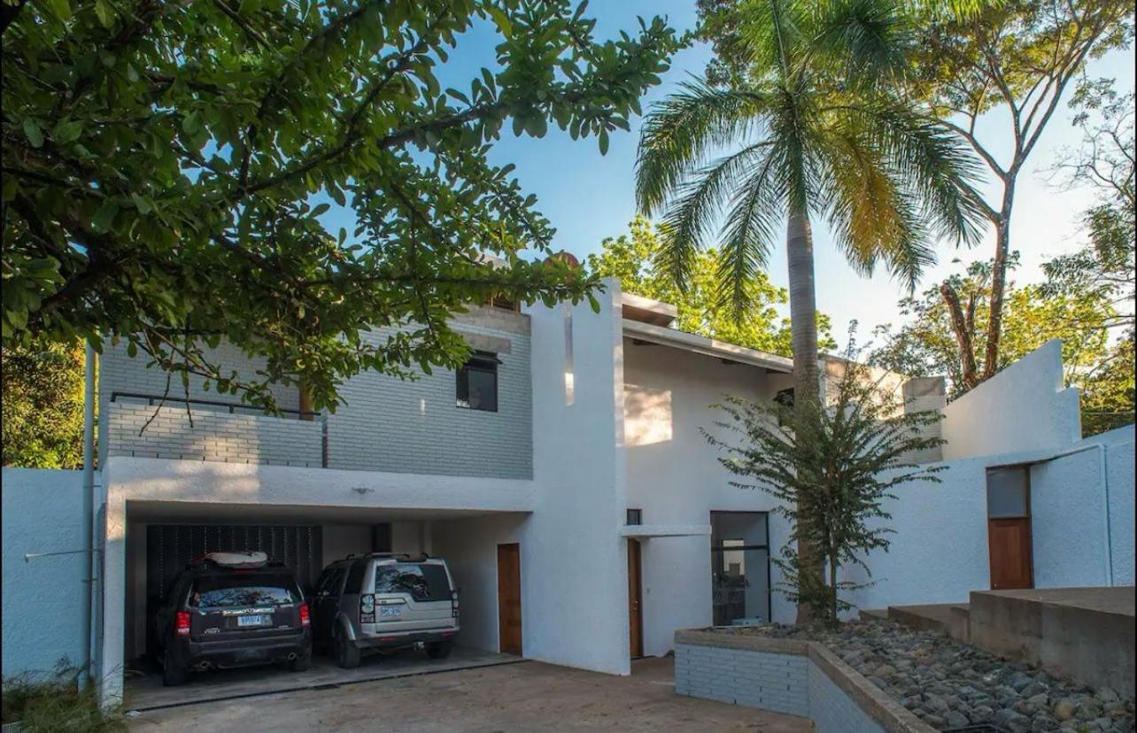 Casa Guarumo - An oasis in Playa Carrillo.