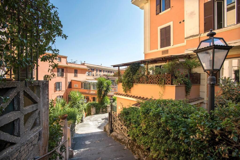 Vittoria in Trastevere Apartment