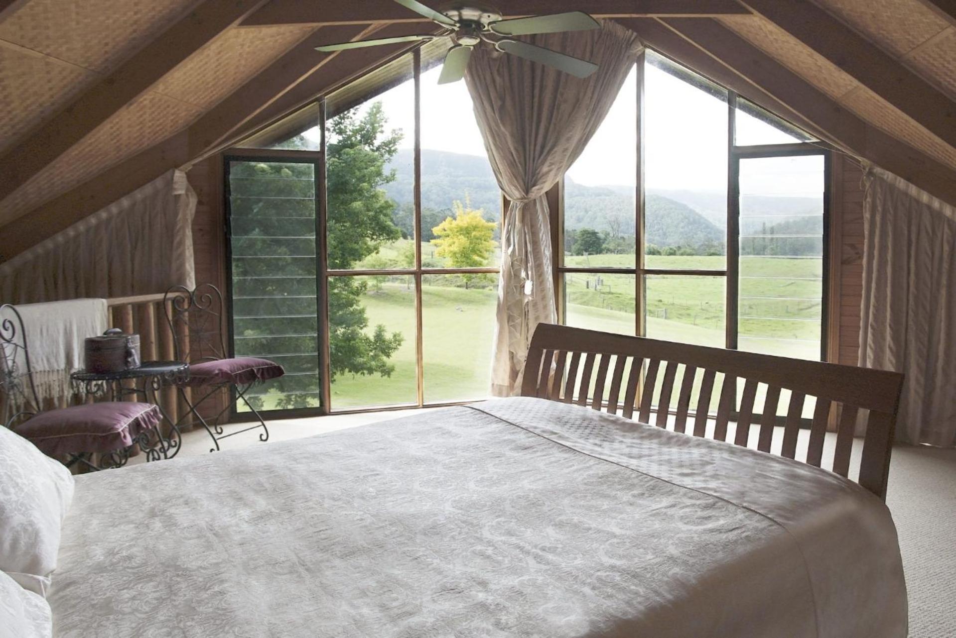 Cloud Nine Chalet Luxury retreat in Upper River