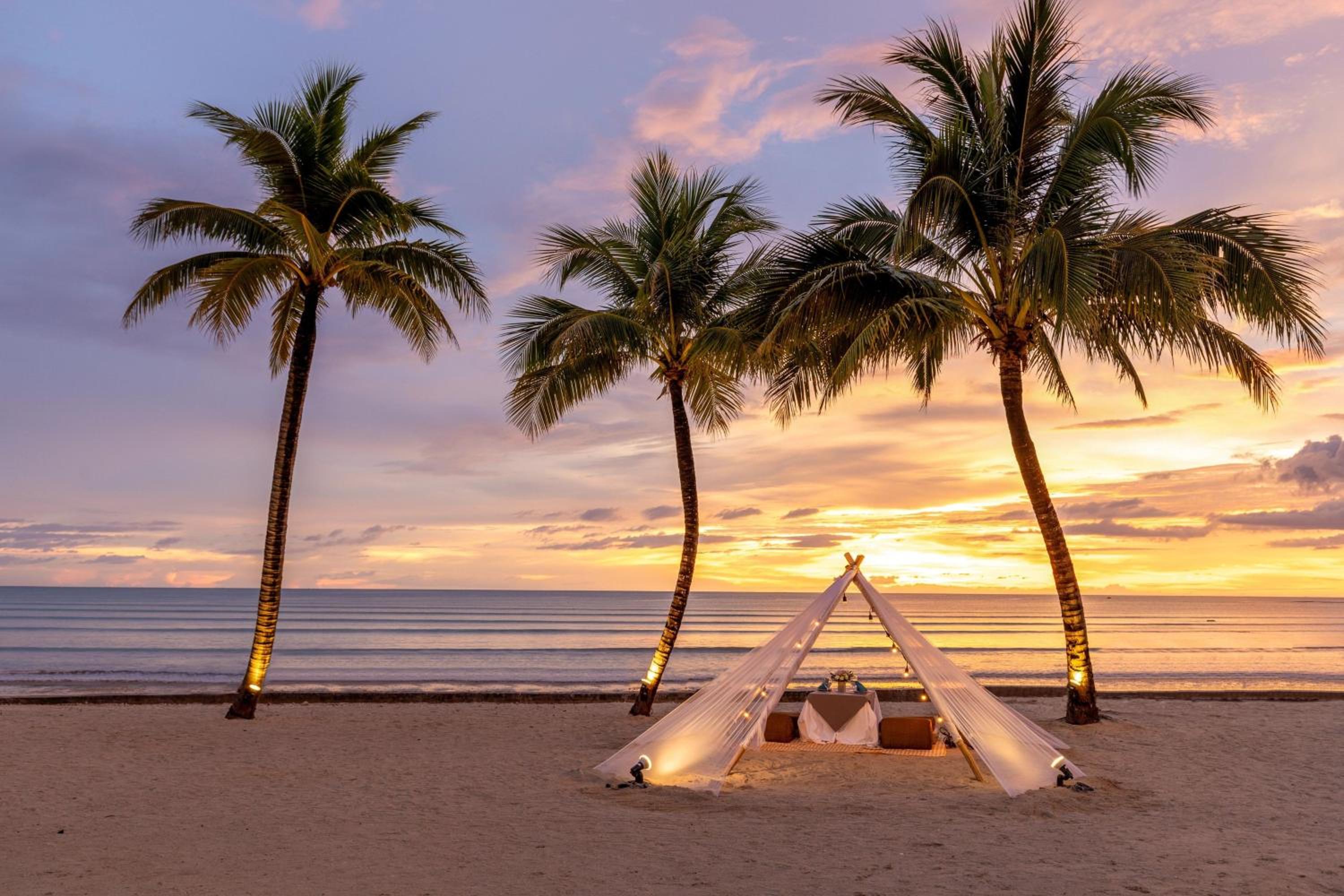 Le Meridien Khao Lak Resort & Spa