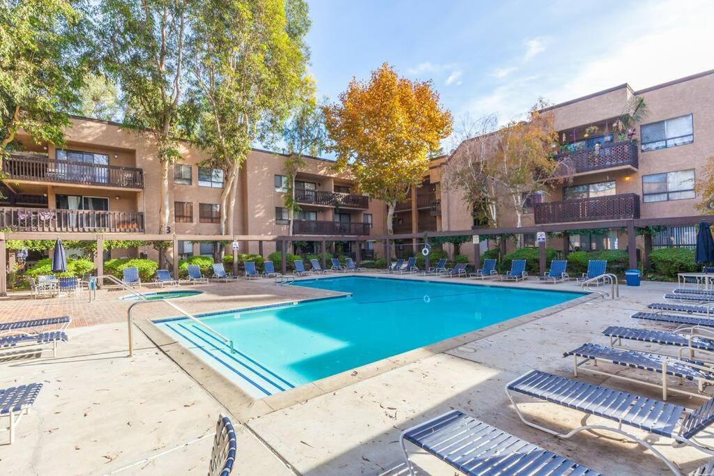 Remodeled Warner Center Condo (Woodland Hills)