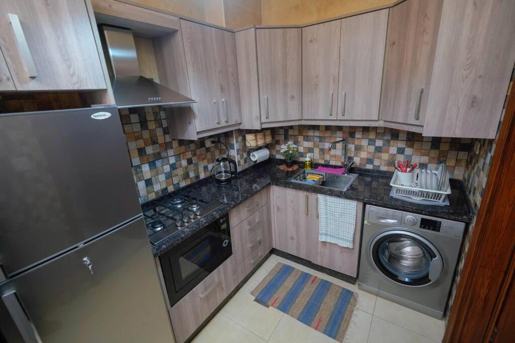 Alrabieh, modern 1-bedroom flat view 3