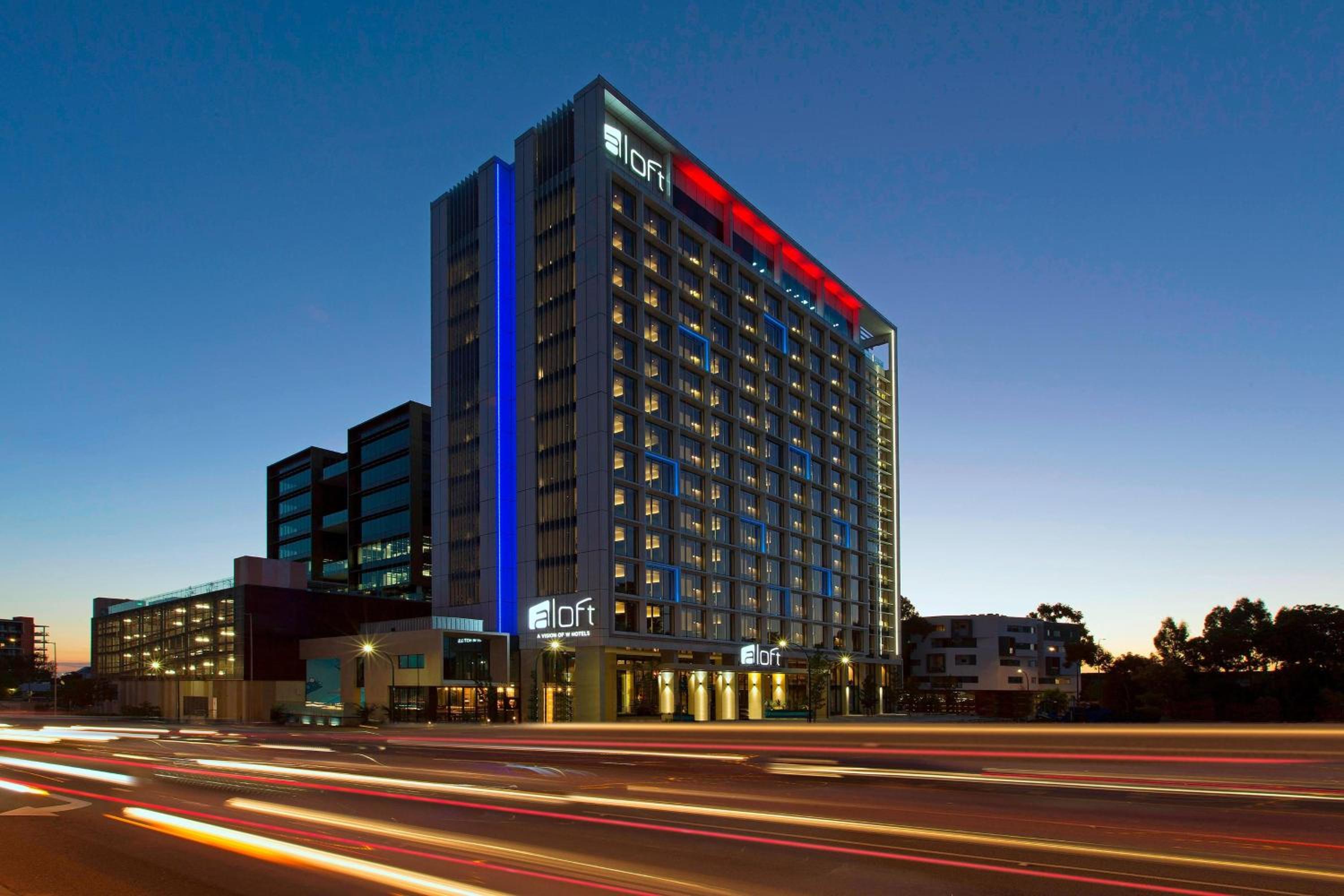 Hotel Aloft Perth - Image 1