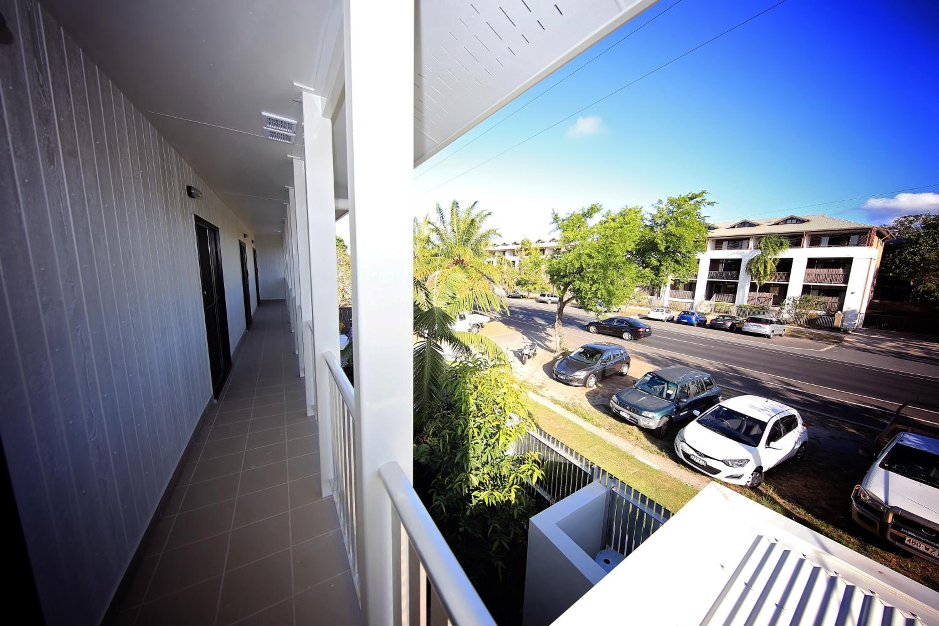 Redhill Cairns Living - Gatton St