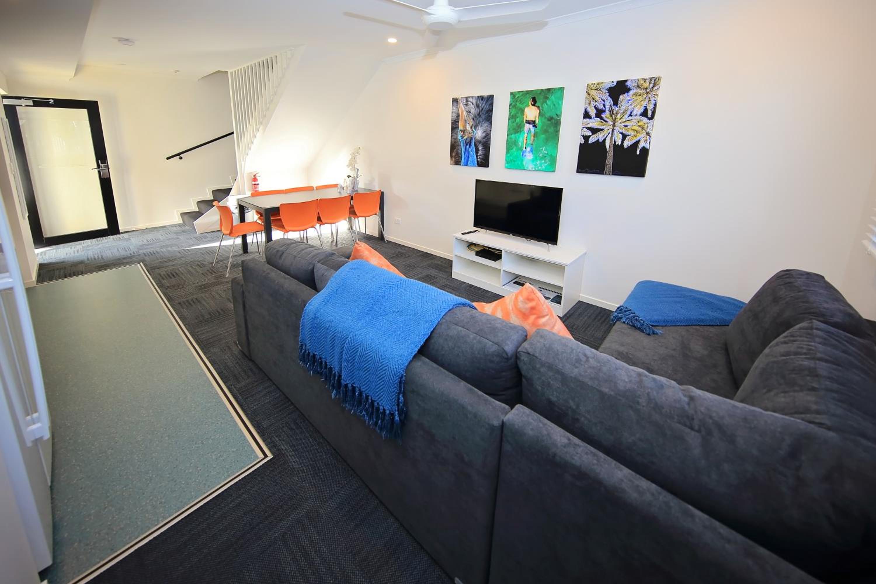 Redhill Cairns Living - Gatton St