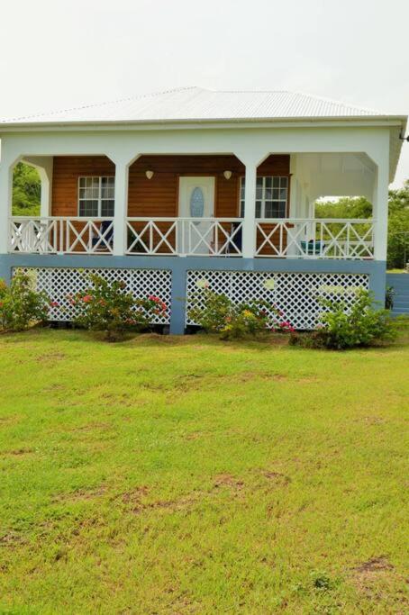 Pearl's Hilltop Cottage