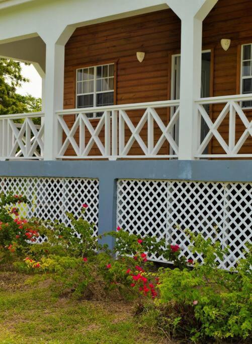 Pearl's Hilltop Cottage