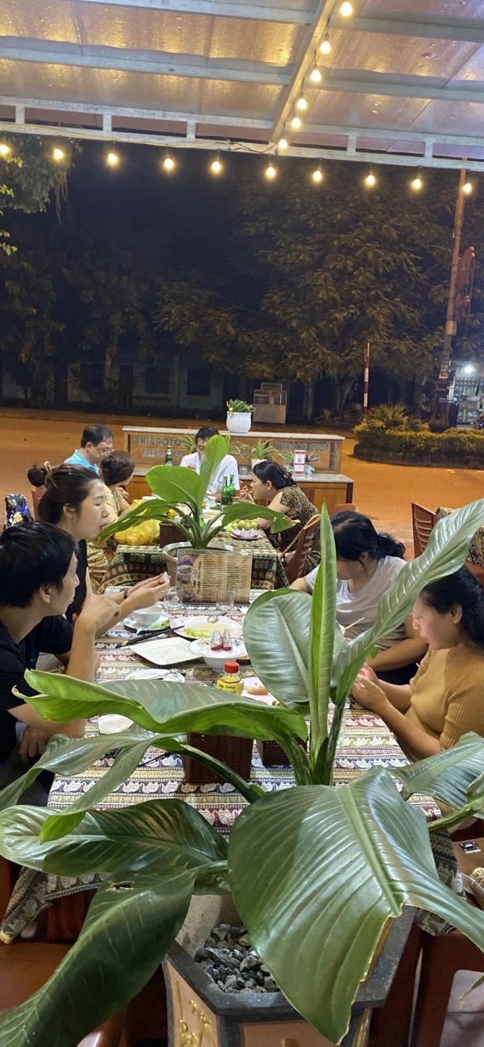 dining