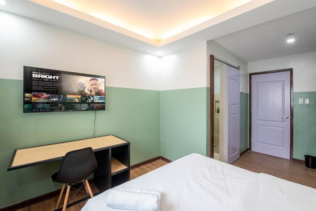 St. Marvin Studio Makati M407 view 2