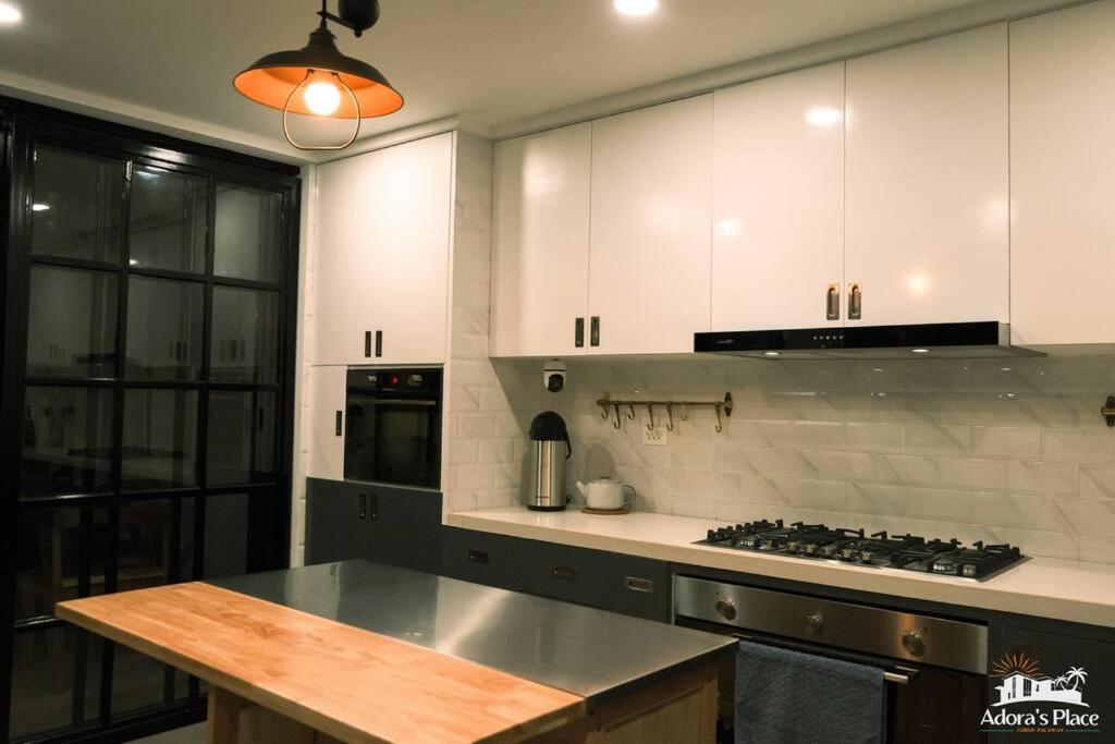 Adora's Place - Sleeps 16