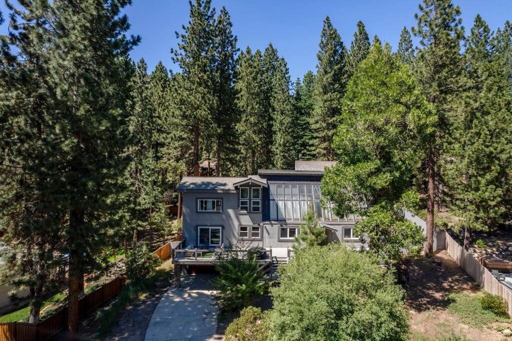 Spacious North Shore retreat. view 4
