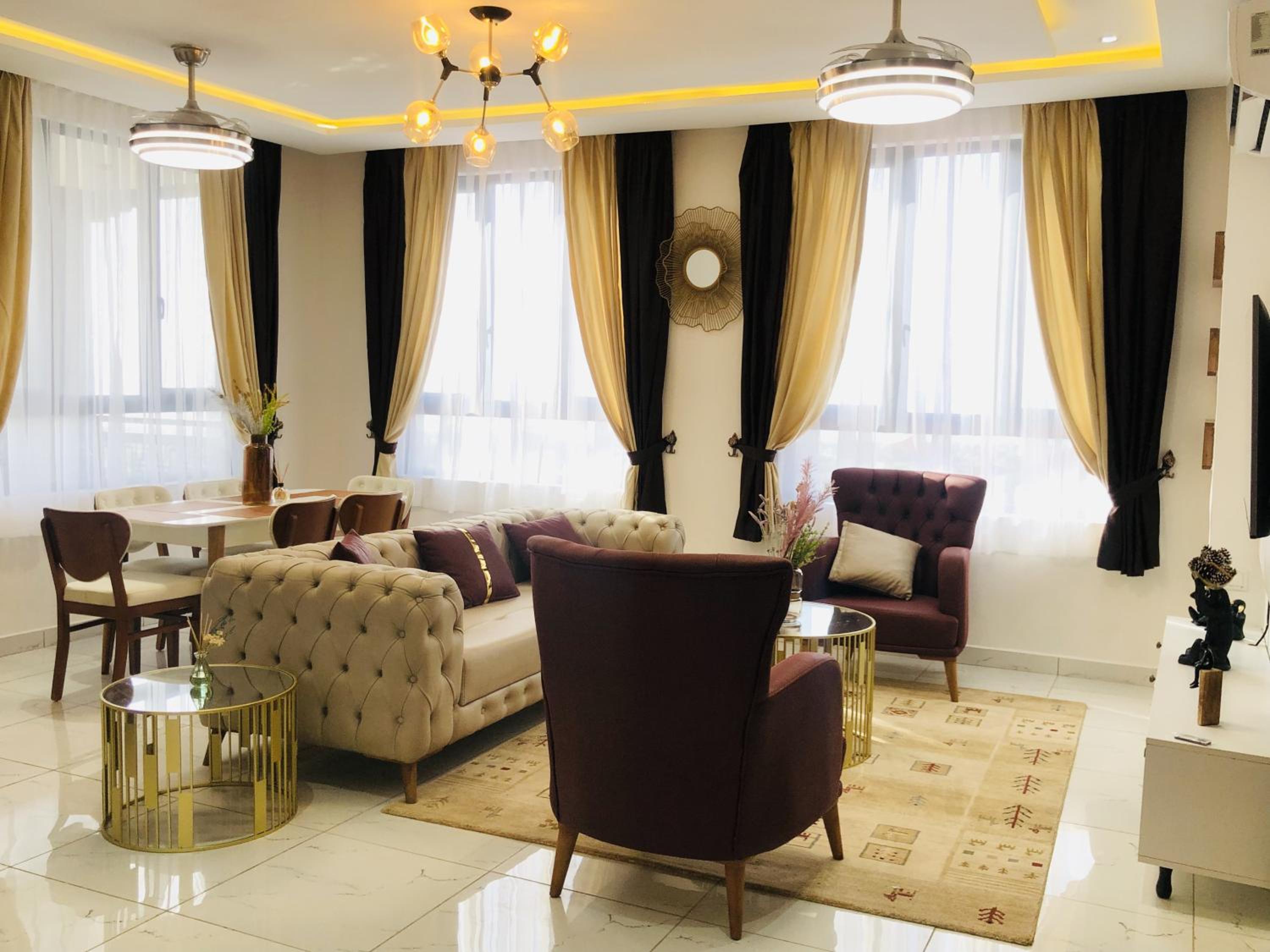 Mankatiwa Court Apartments