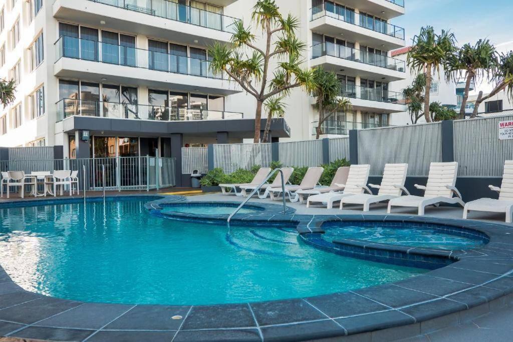 Absolute Beachfront 3B Pool Spa