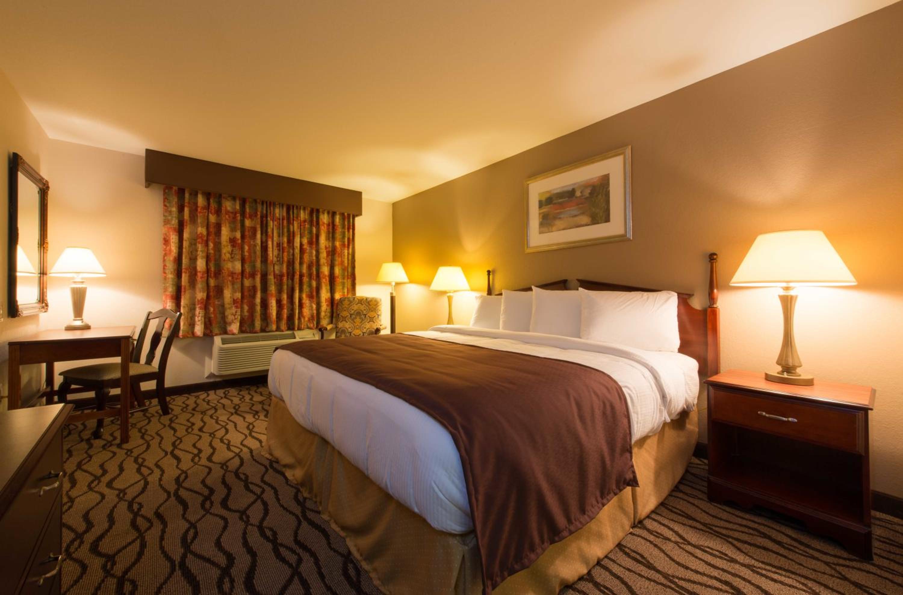 Country Hearth Inn-Toccoa