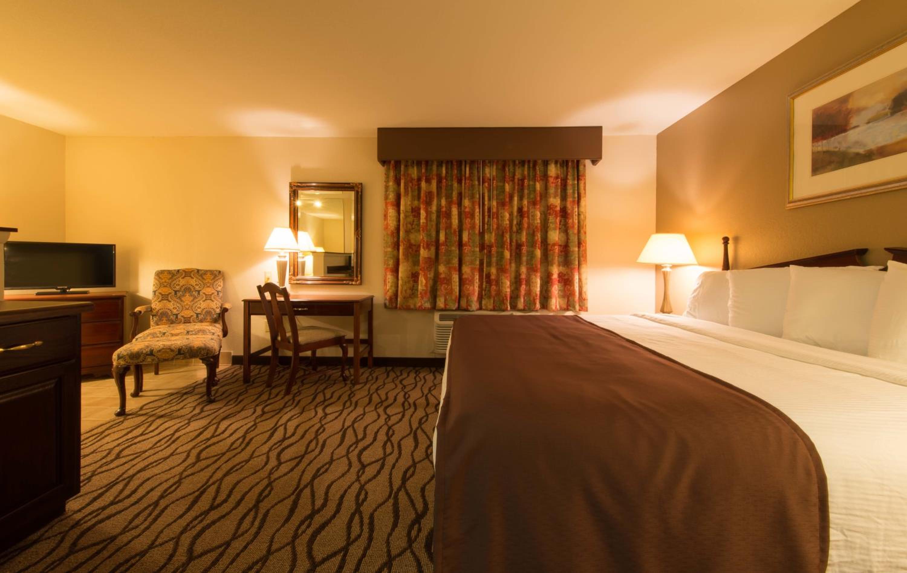 Country Hearth Inn-Toccoa