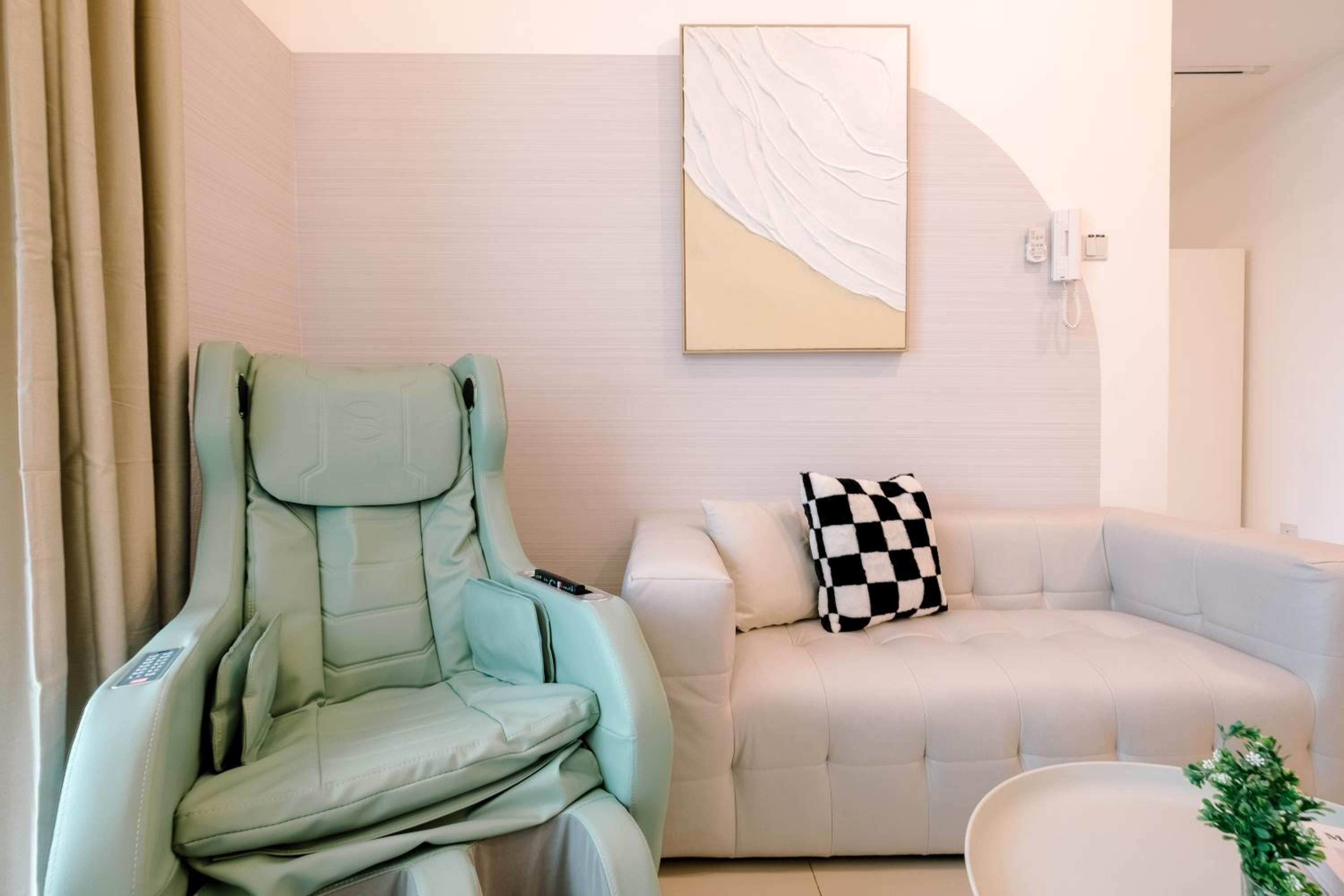 Nordic Design 2BR Premium Suite, near Desa ParkCity, KL