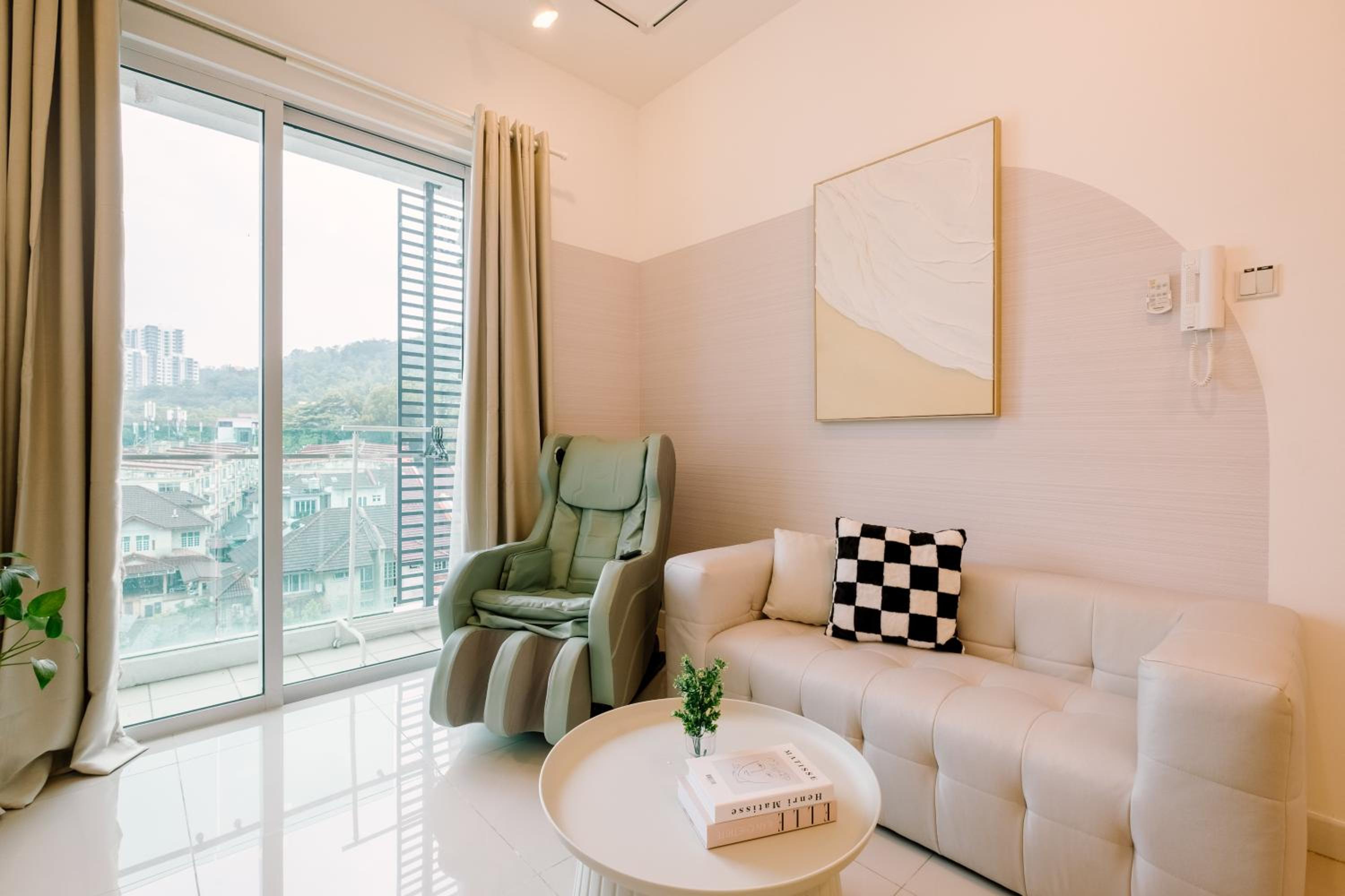 Nordic Design 2BR Premium Suite, near Desa ParkCity, KL