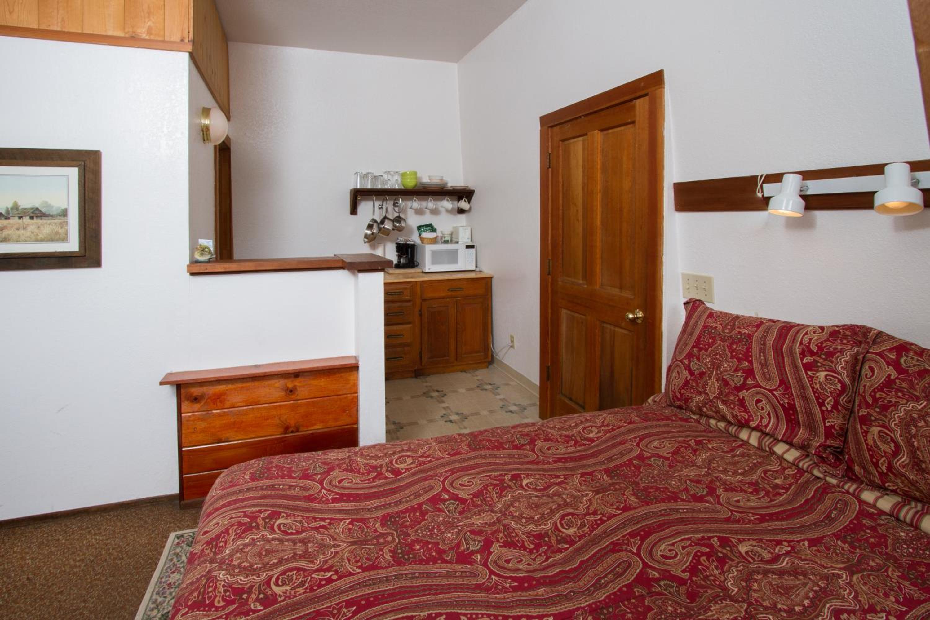 Sweetwater Inn and Spa