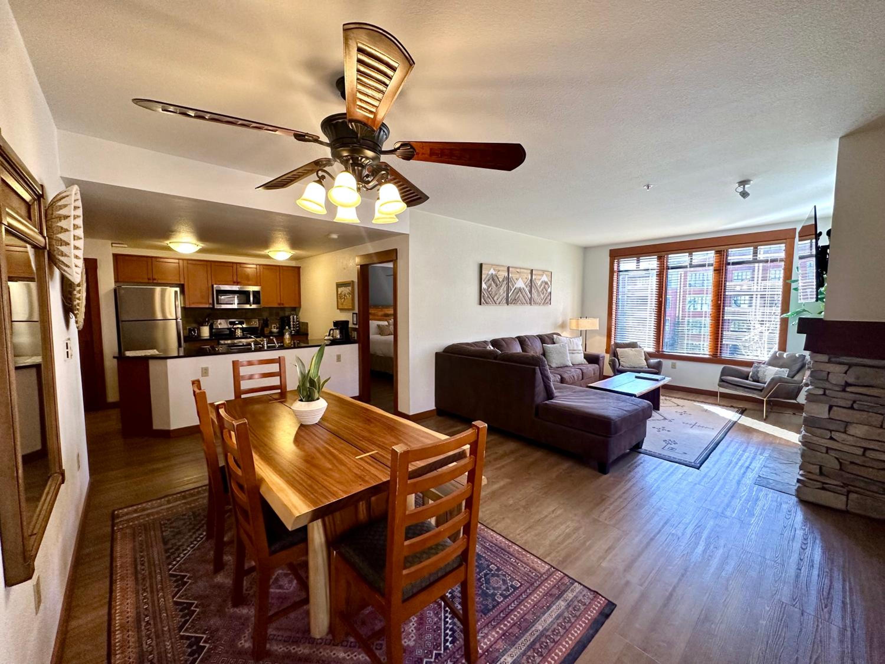 Quiet, Updated, Corner Condo in the Village! Parking, Pool & Spa view 5