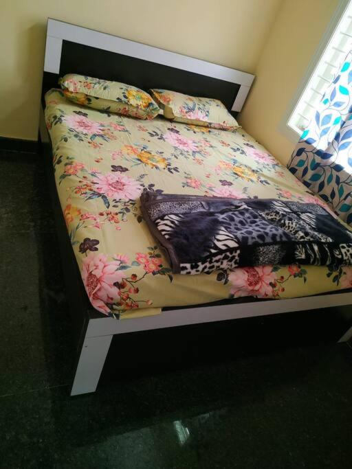 New 2BHK furnished flat Mysore 2km from Gokulam view 5