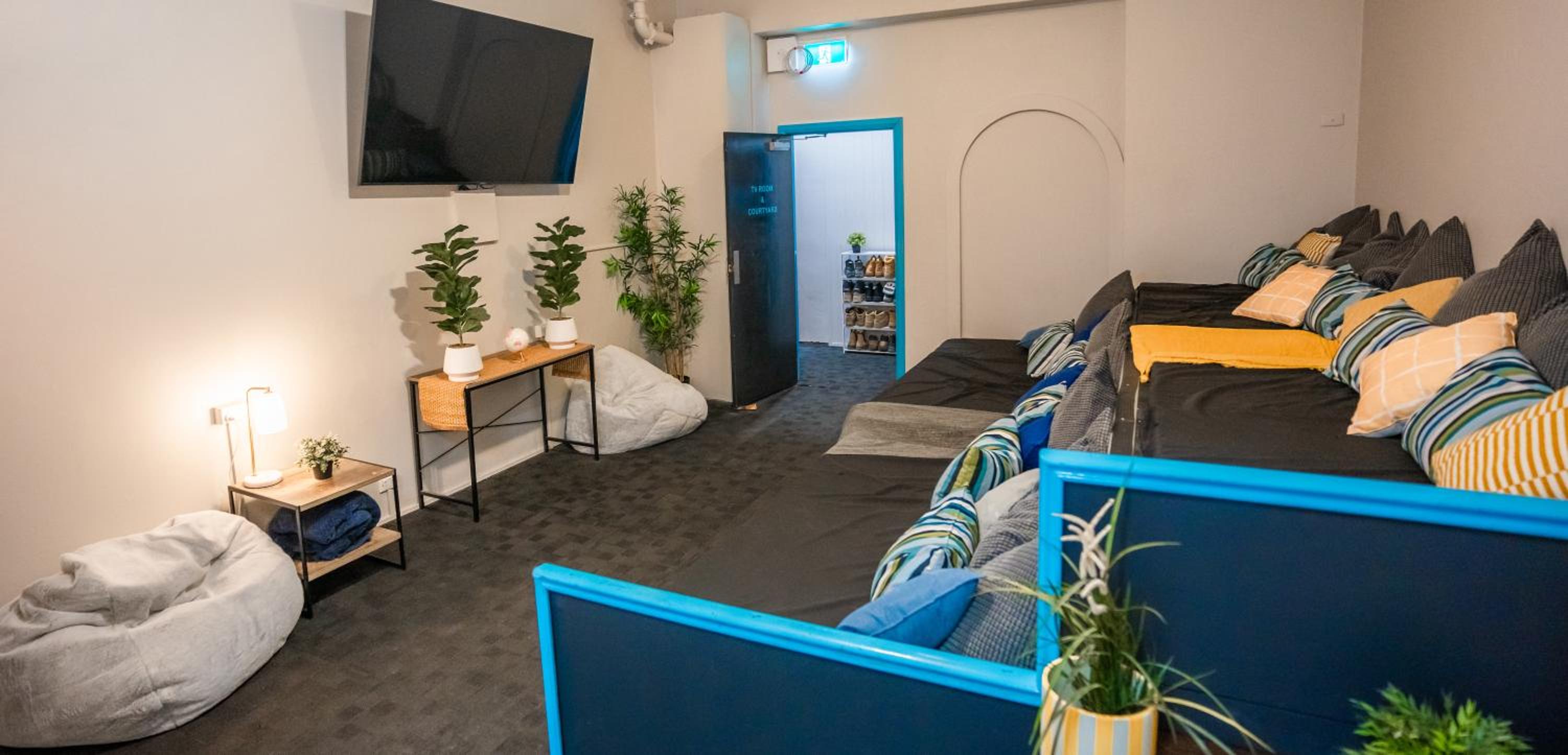 lounge