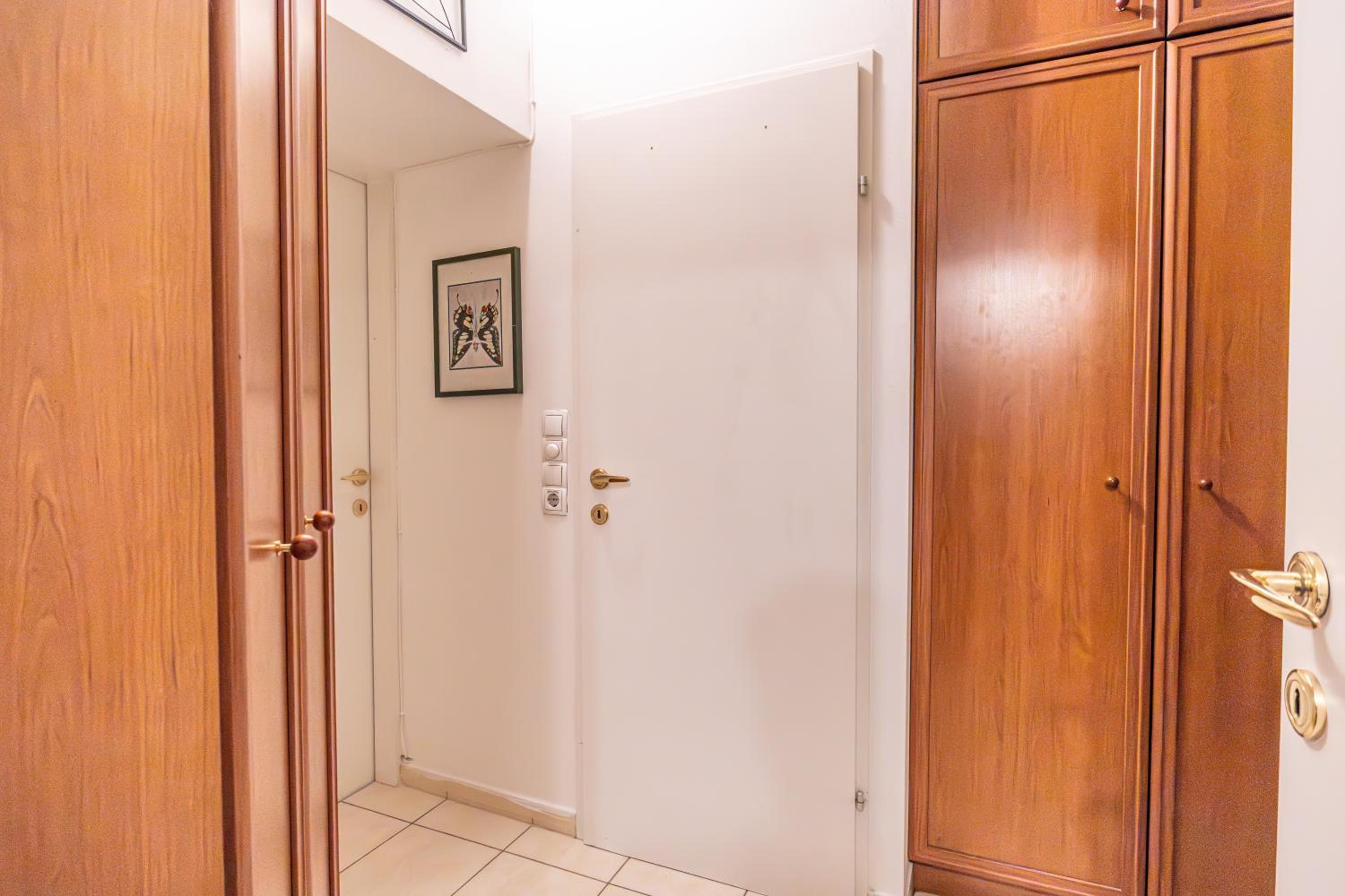 Cozy City Center Retreat 2BR Apt. Homelike Comfort