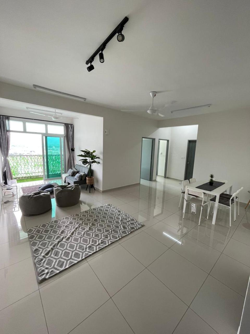 Rumah Puteh Homestay