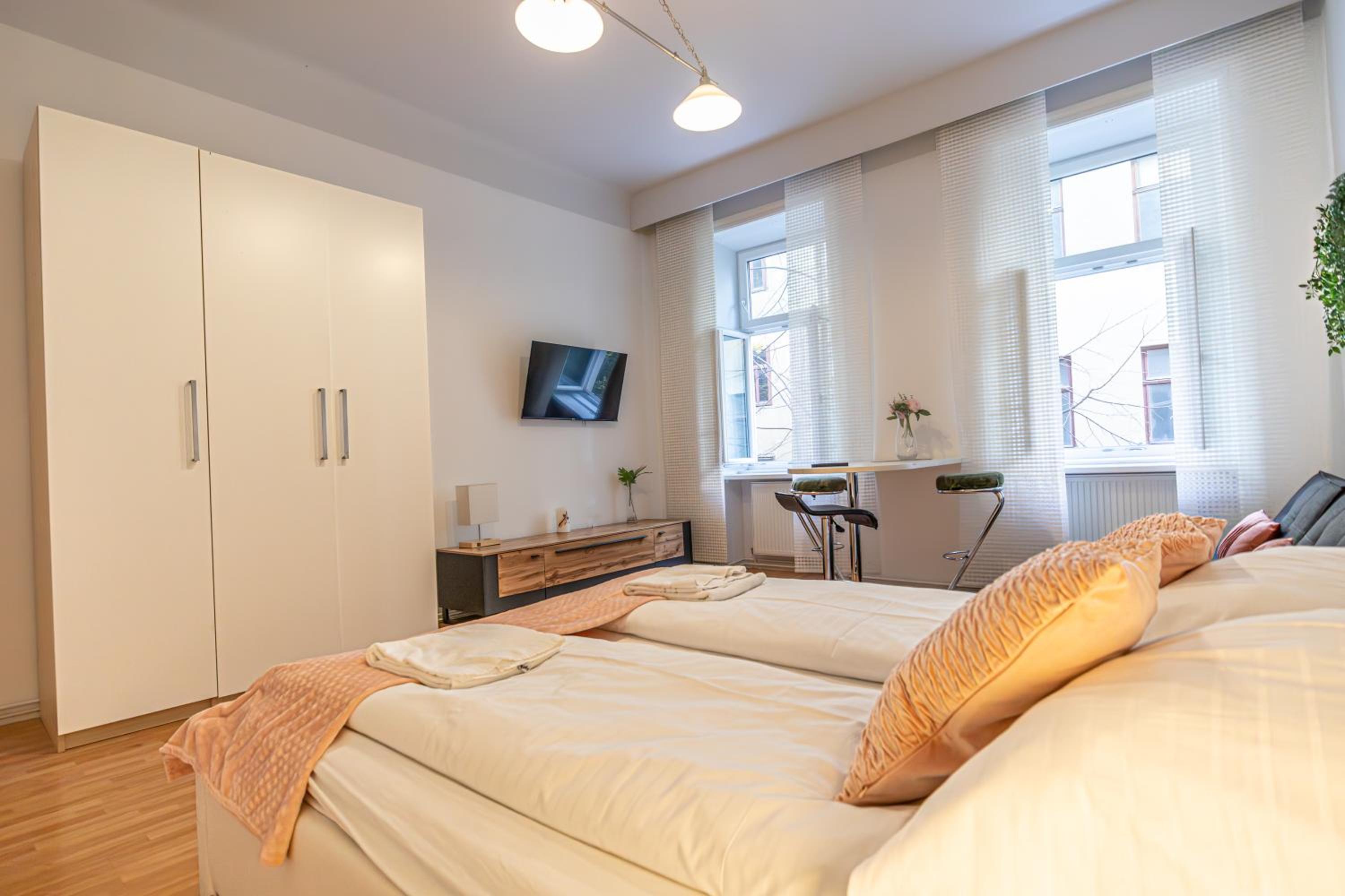 Peaceful Getaway 2BR Apartment with Shared Spaces