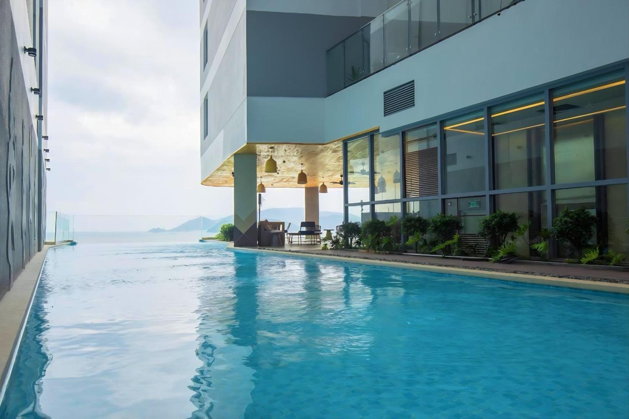 Panorama Beachfront Nha Trang by LYN Condotel