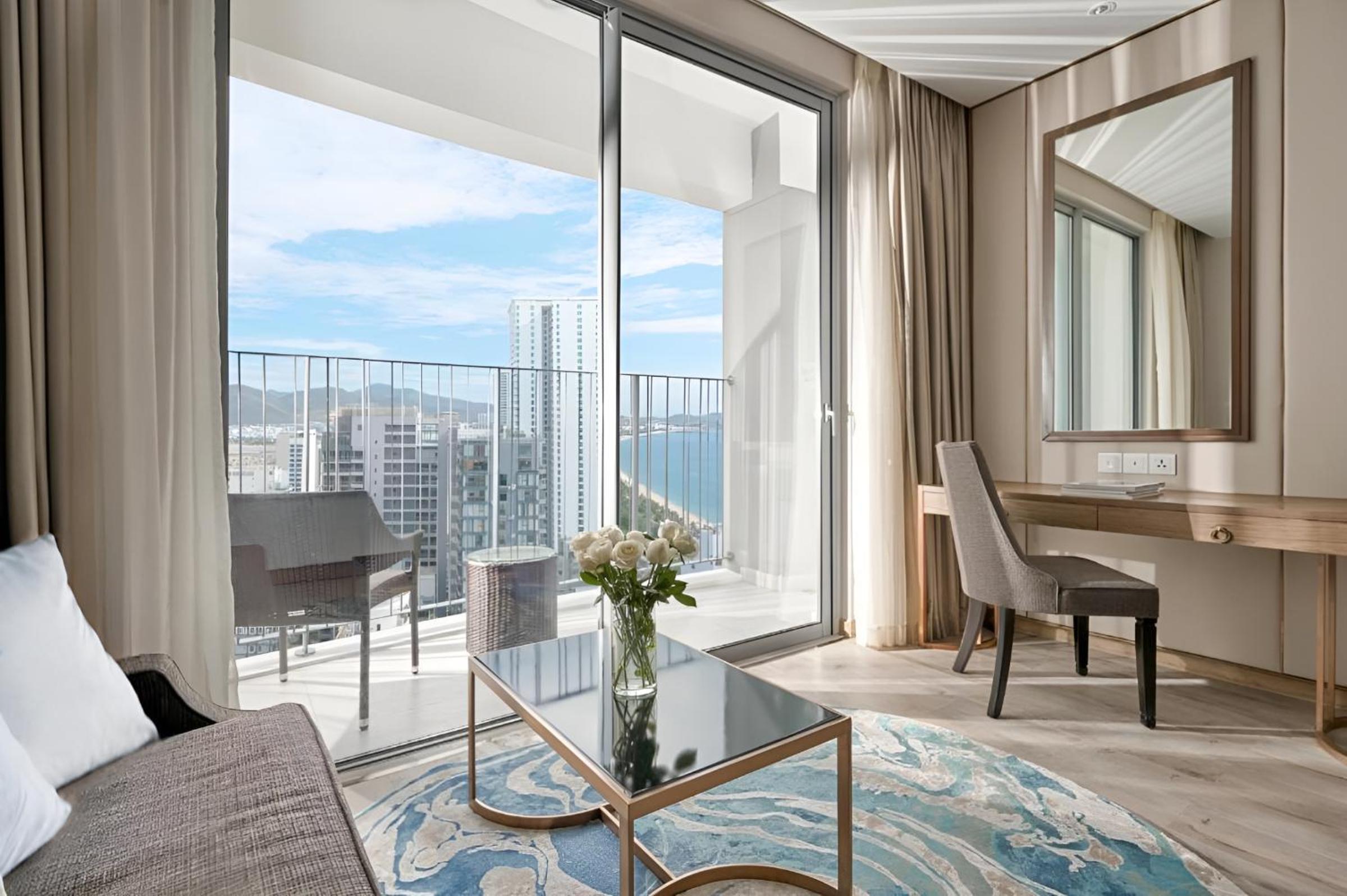 Panorama Beachfront Nha Trang by LYN Condotel
